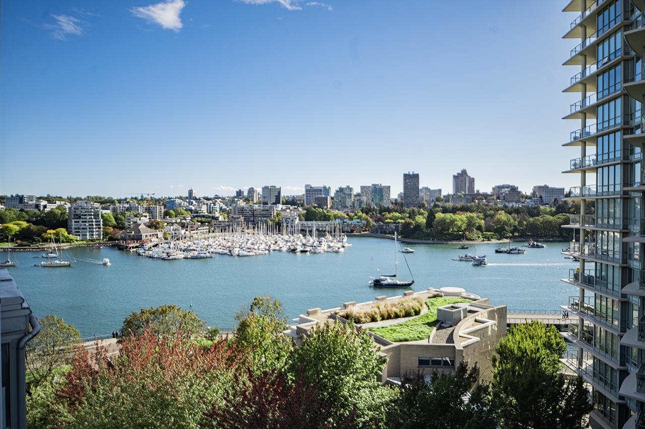 1288 Marinaside Crescent, Vancouver, BC V6Z 2W5