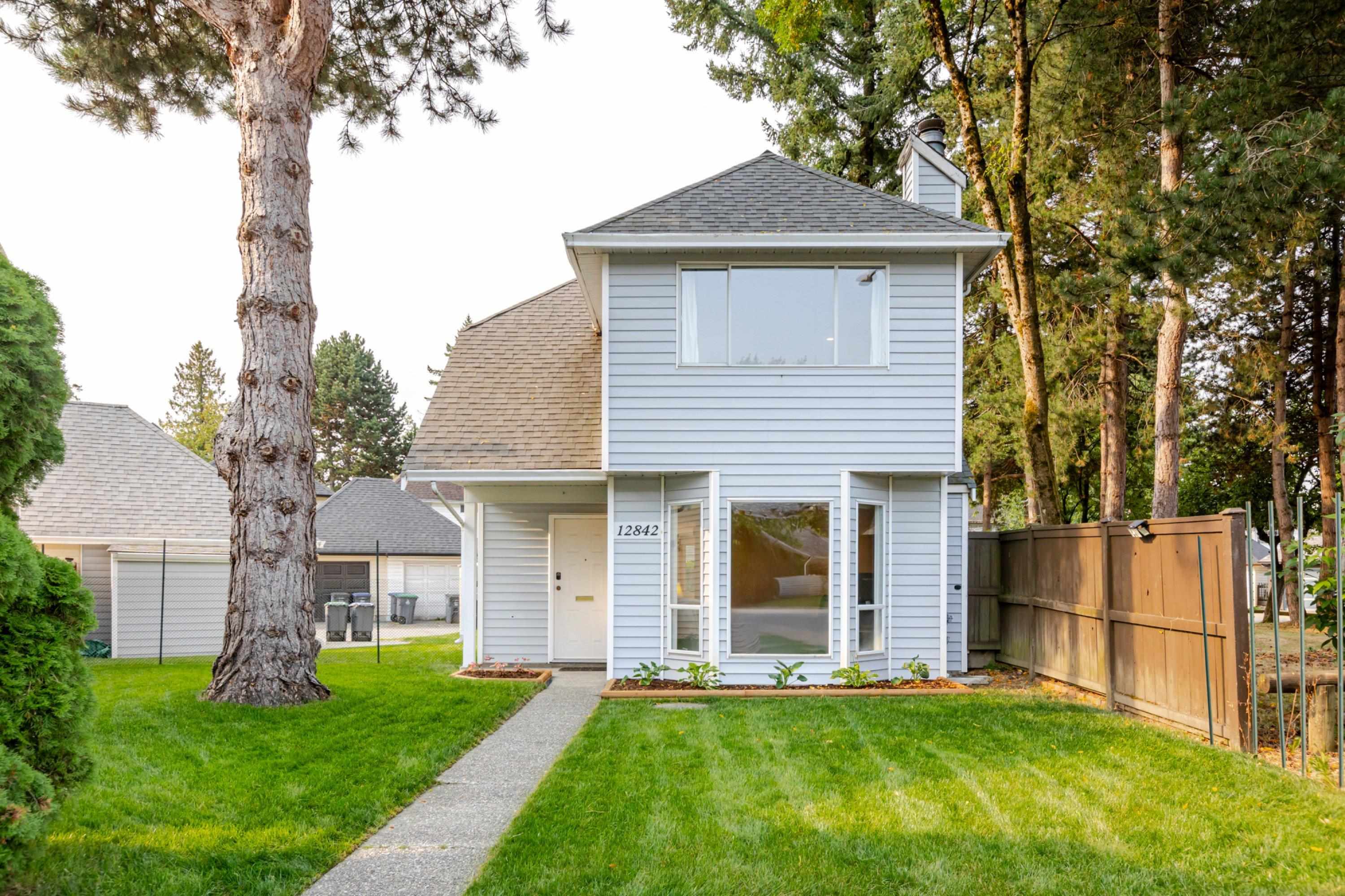 72b Avenue, Surrey, BC V3W 9B9