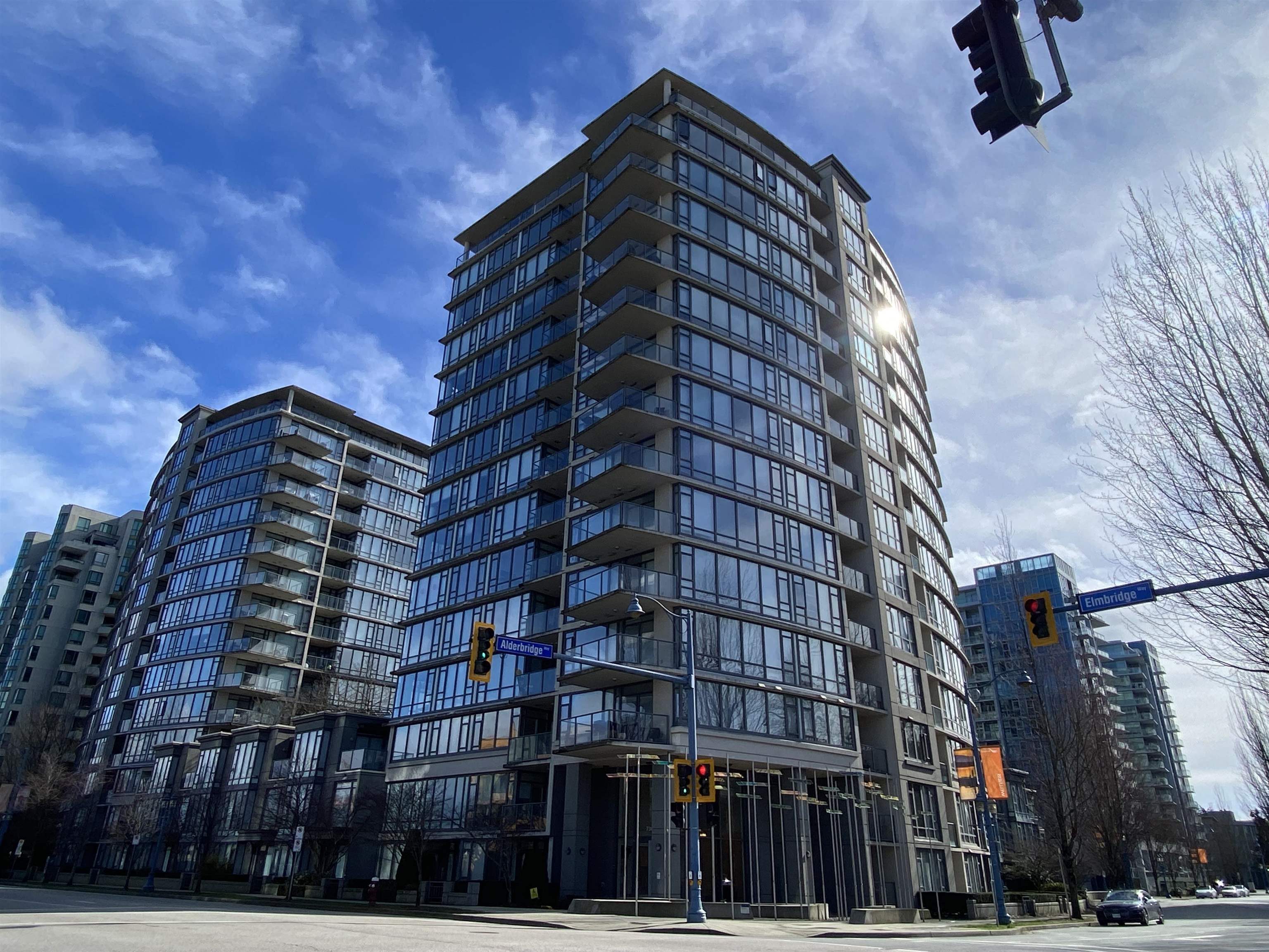 7360 Elmbridge Way #1605, Richmond, BC V6X 0A5