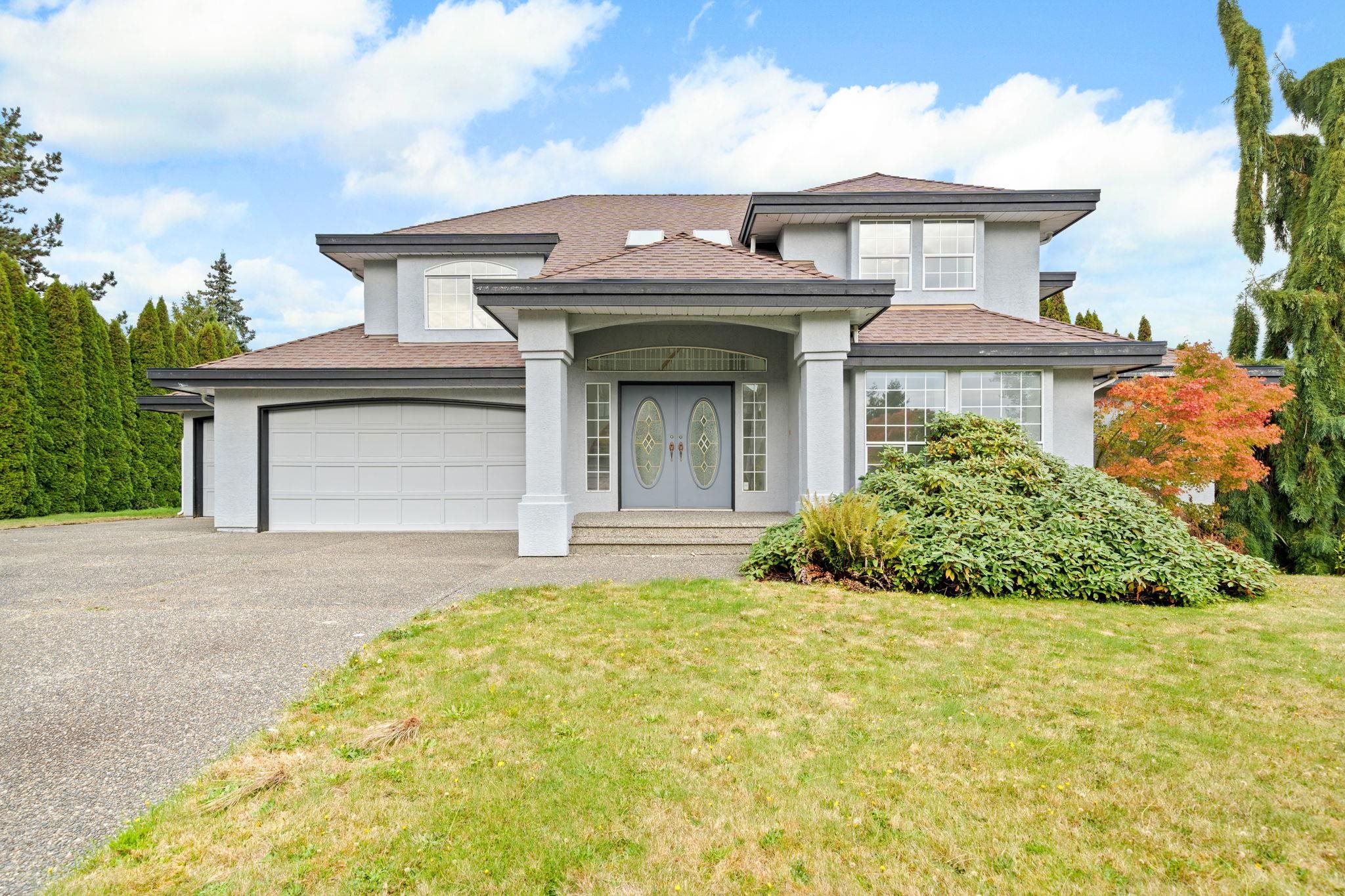 75a Avenue, Surrey, BC V3S 8B4