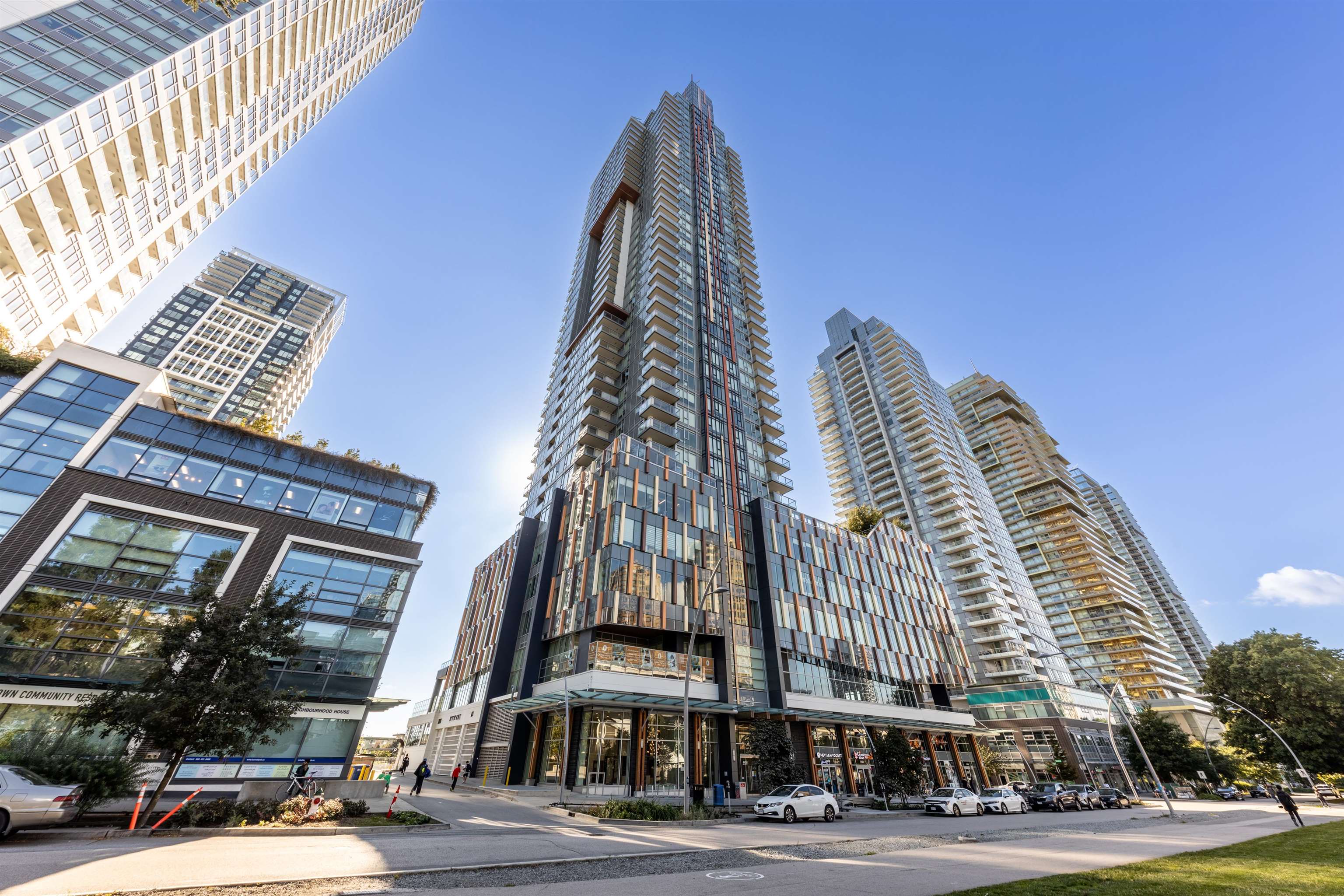 4458 Beresford Street #3703, Burnaby, BC V5H 0J1