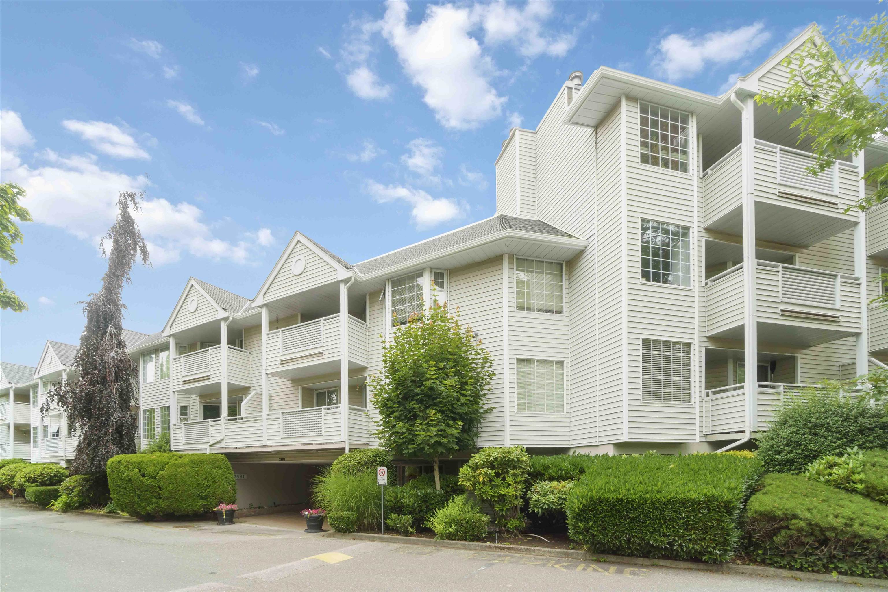 7591 Moffatt Road #unit 218, Richmond, BC V6Y 3N2