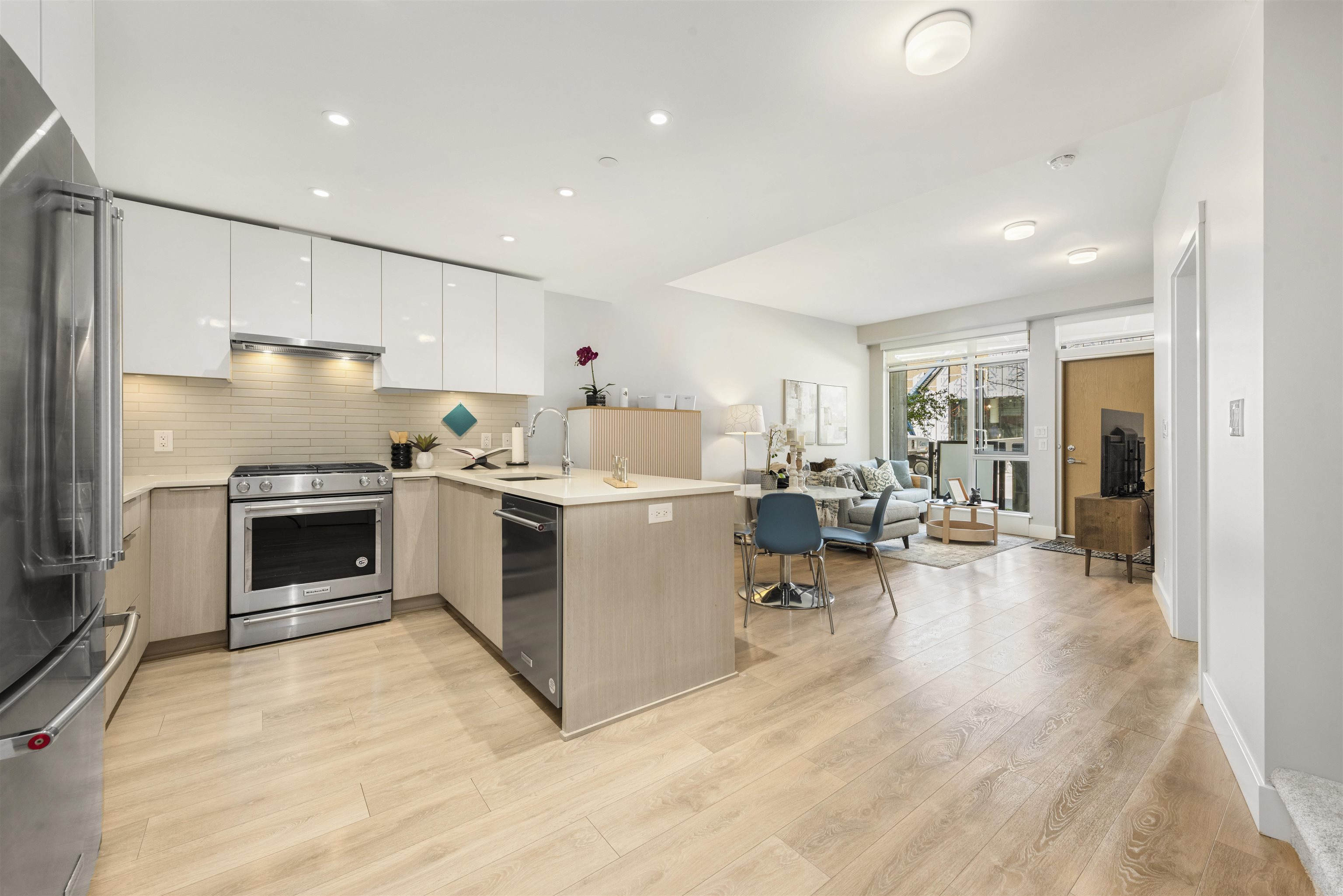 3574 Sawmill Crescent, Vancouver, BC V5S 0H5