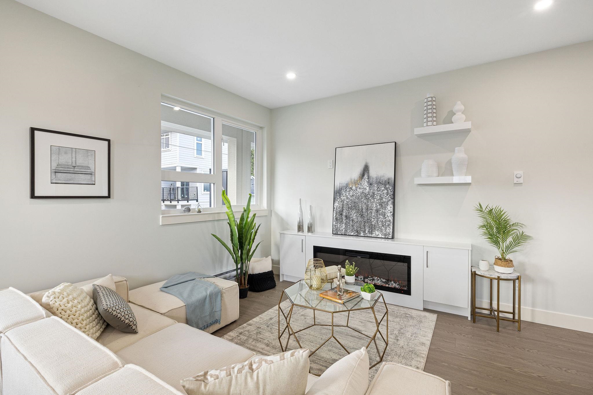 14391 61a Avenue #3, Surrey, BC V3X 0E5