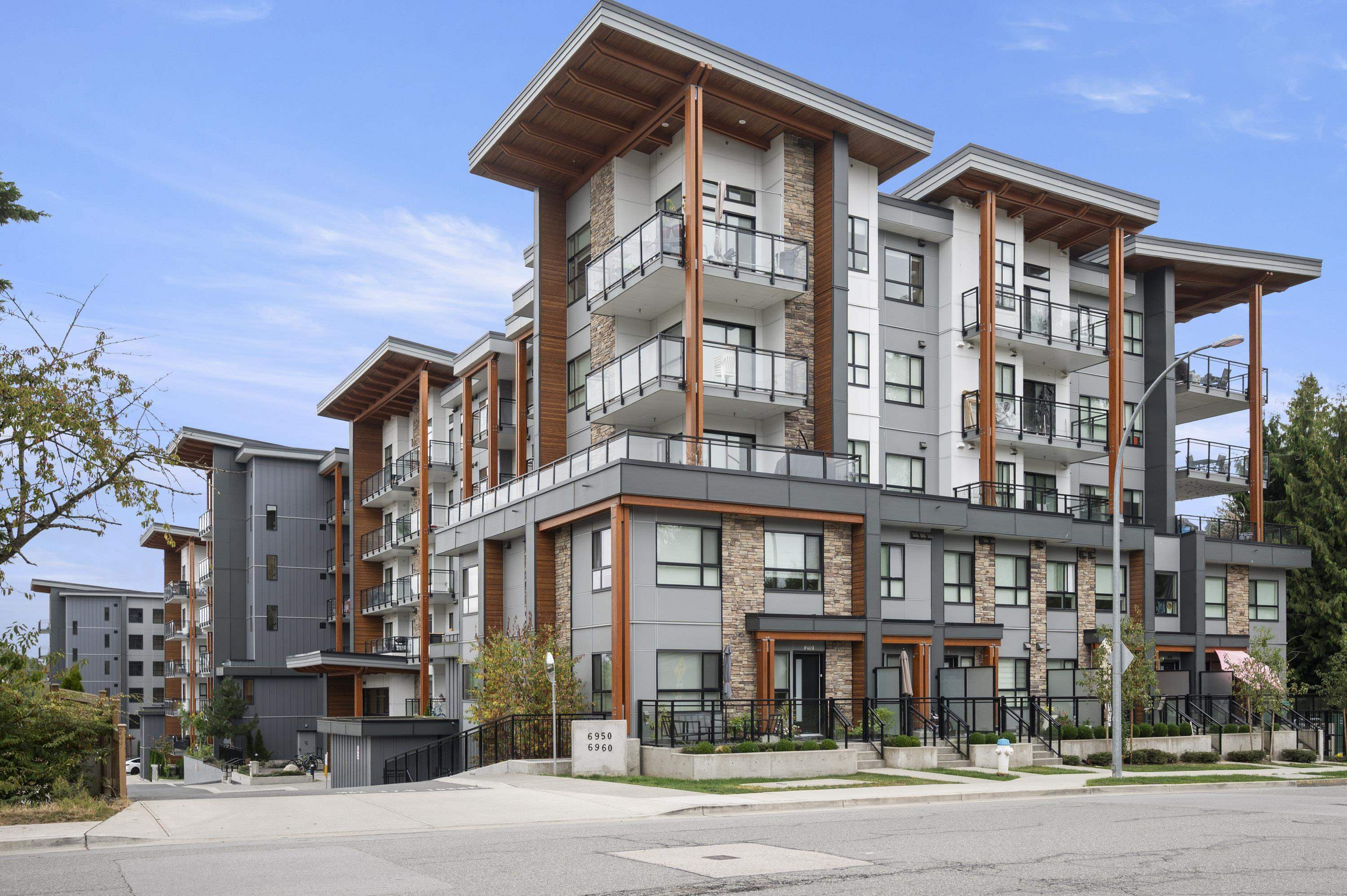 6950 Nicholson Rd #207, Delta, BC V4E 0A8