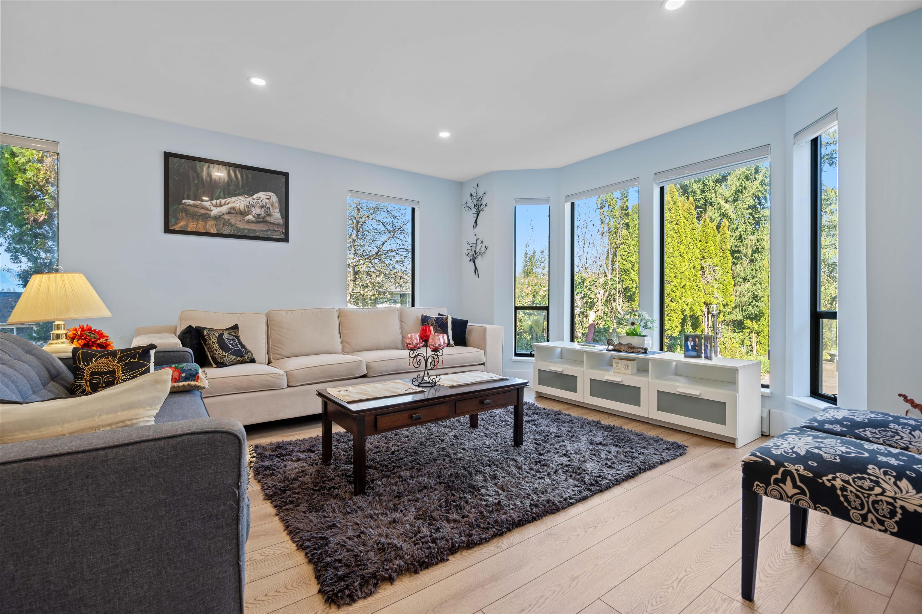 124 Avenue, Maple Ridge, BC V2X 4J3
