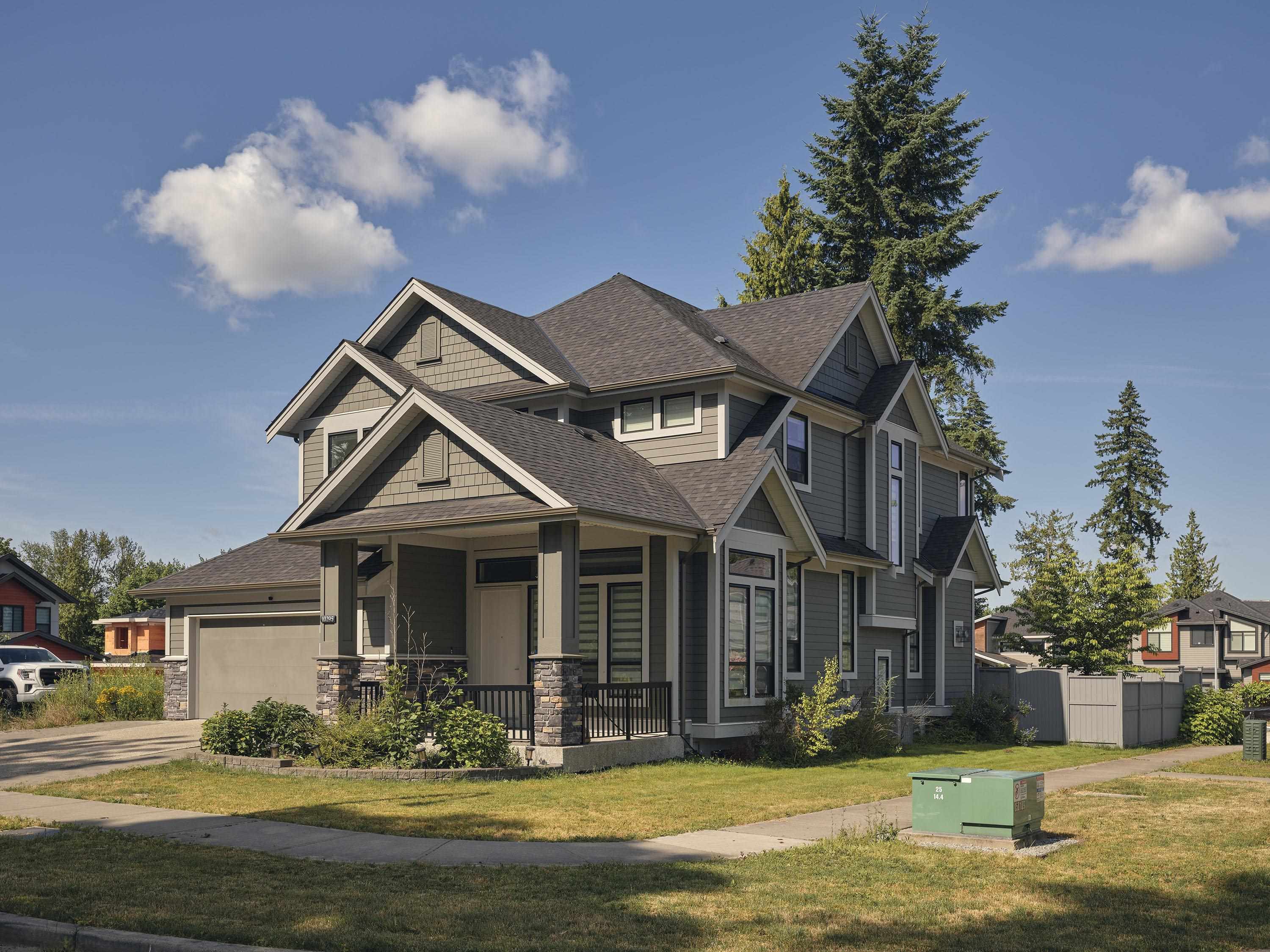 166b Street, Surrey, BC V4N 6V4