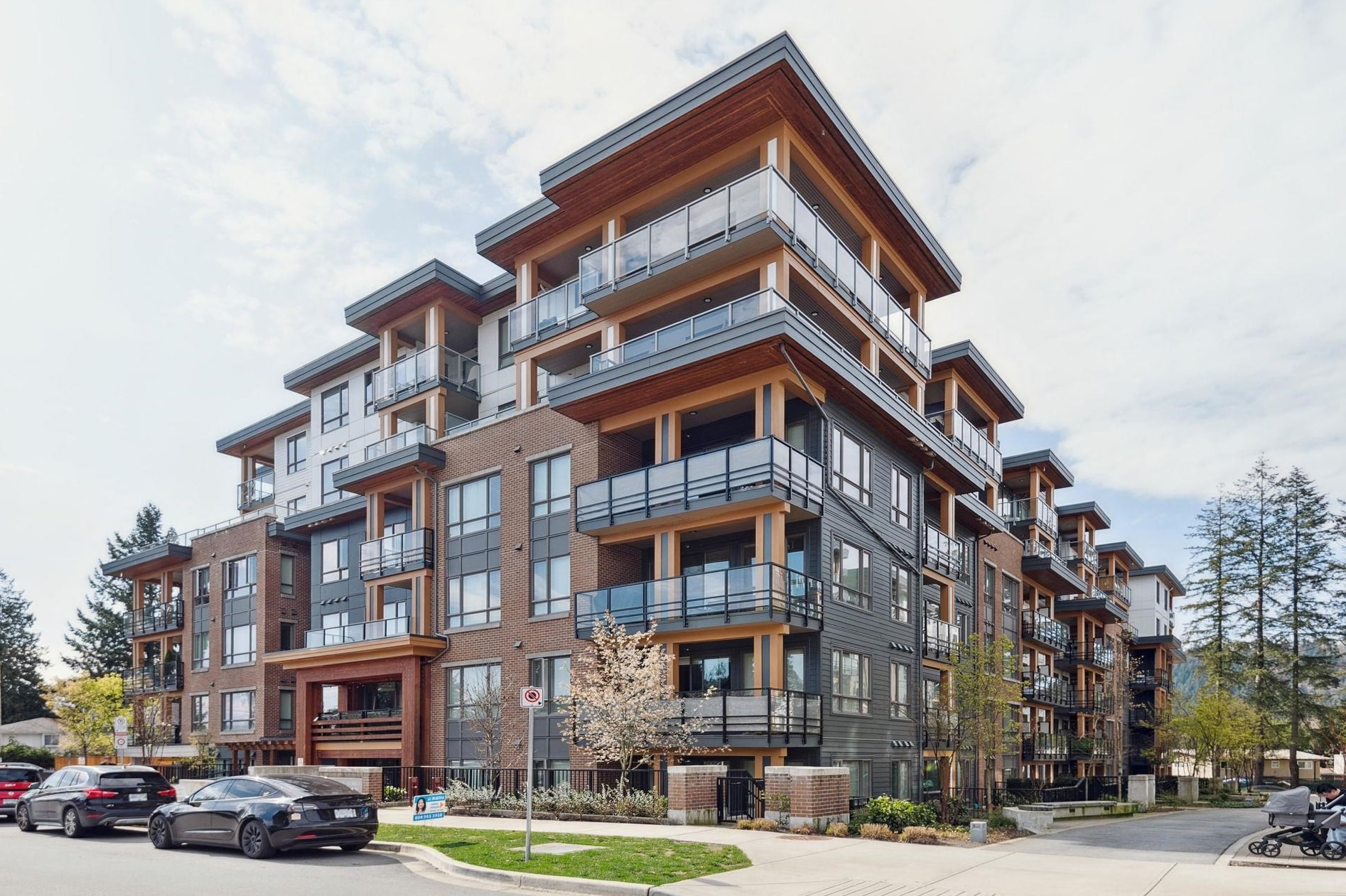 721 Anskar Court #121, Coquitlam, BC V3J 0L4