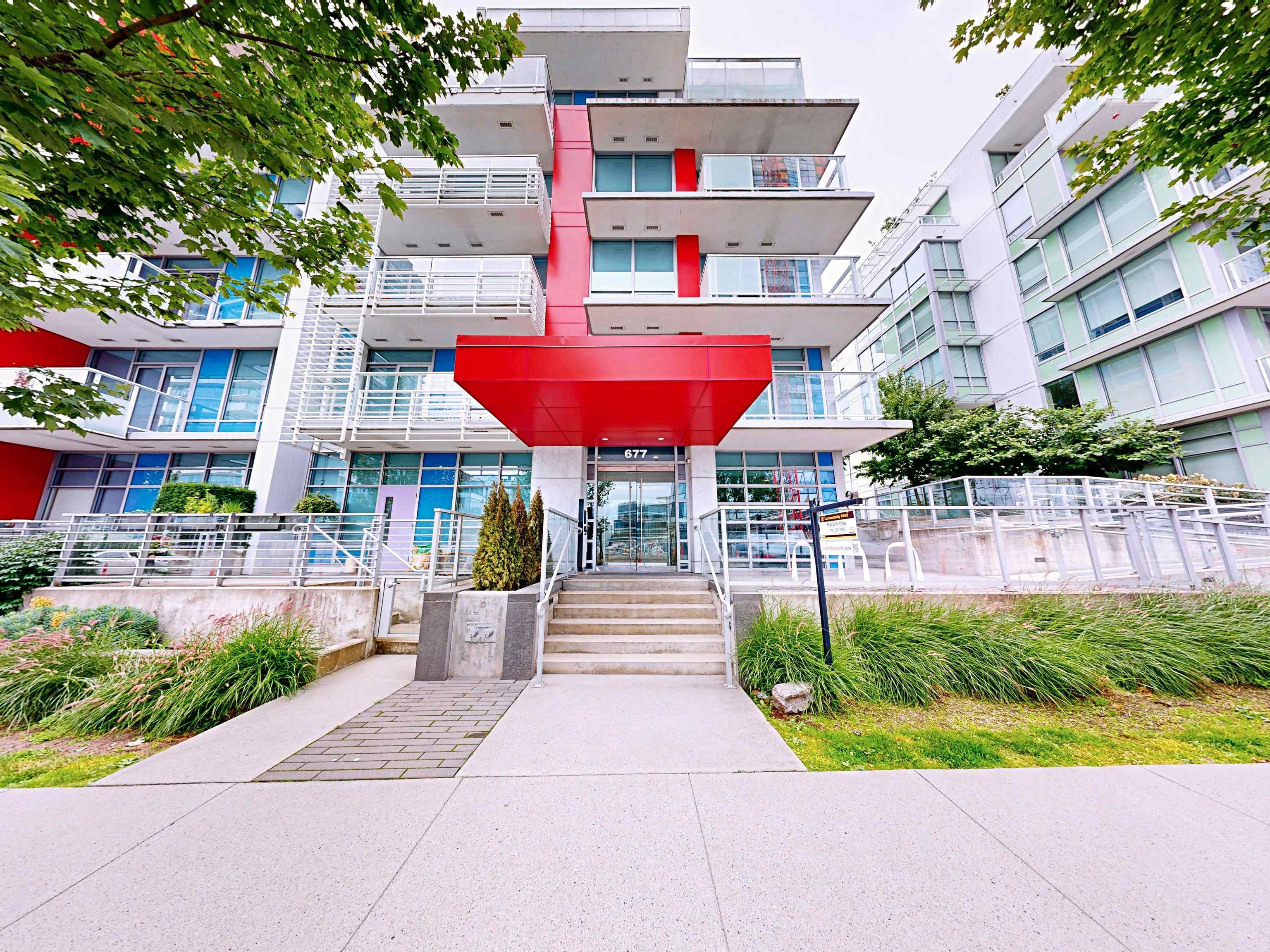 677 West 41st Avenue #408, Vancouver, BC V5Z 2N1