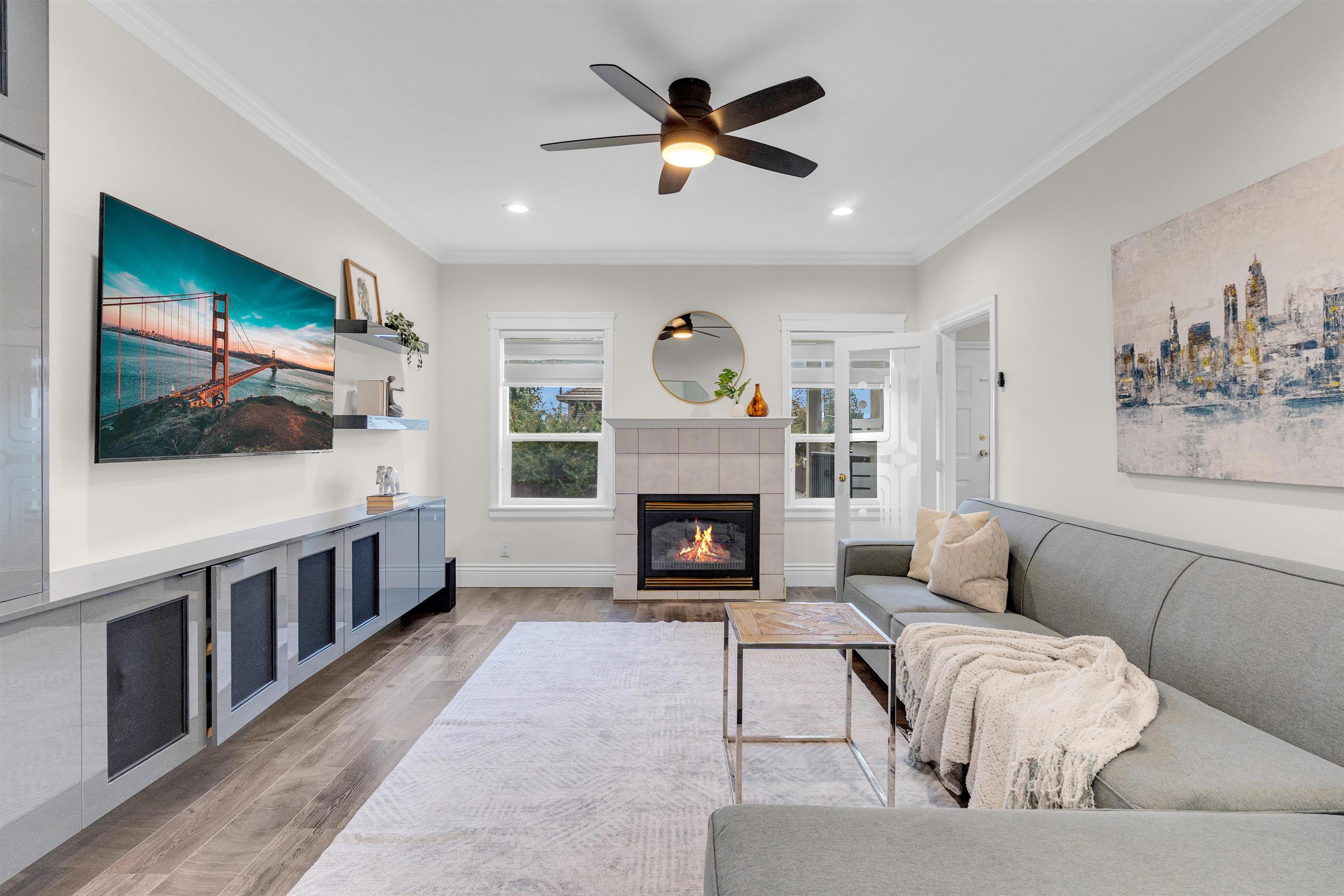 73 Avenue, Surrey, BC V3W 2R4