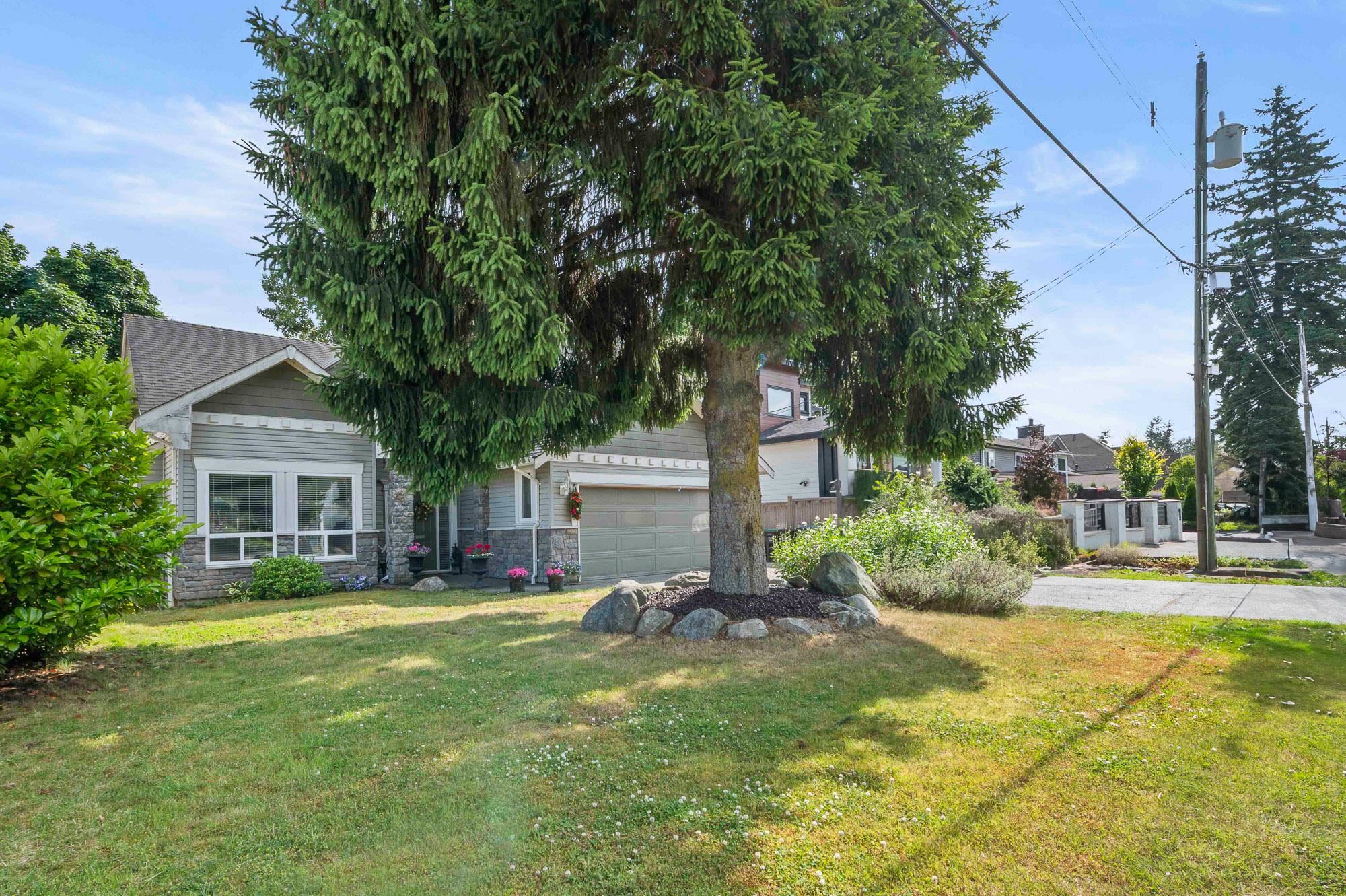 71 Avenue, Surrey, BC V3W 2L1