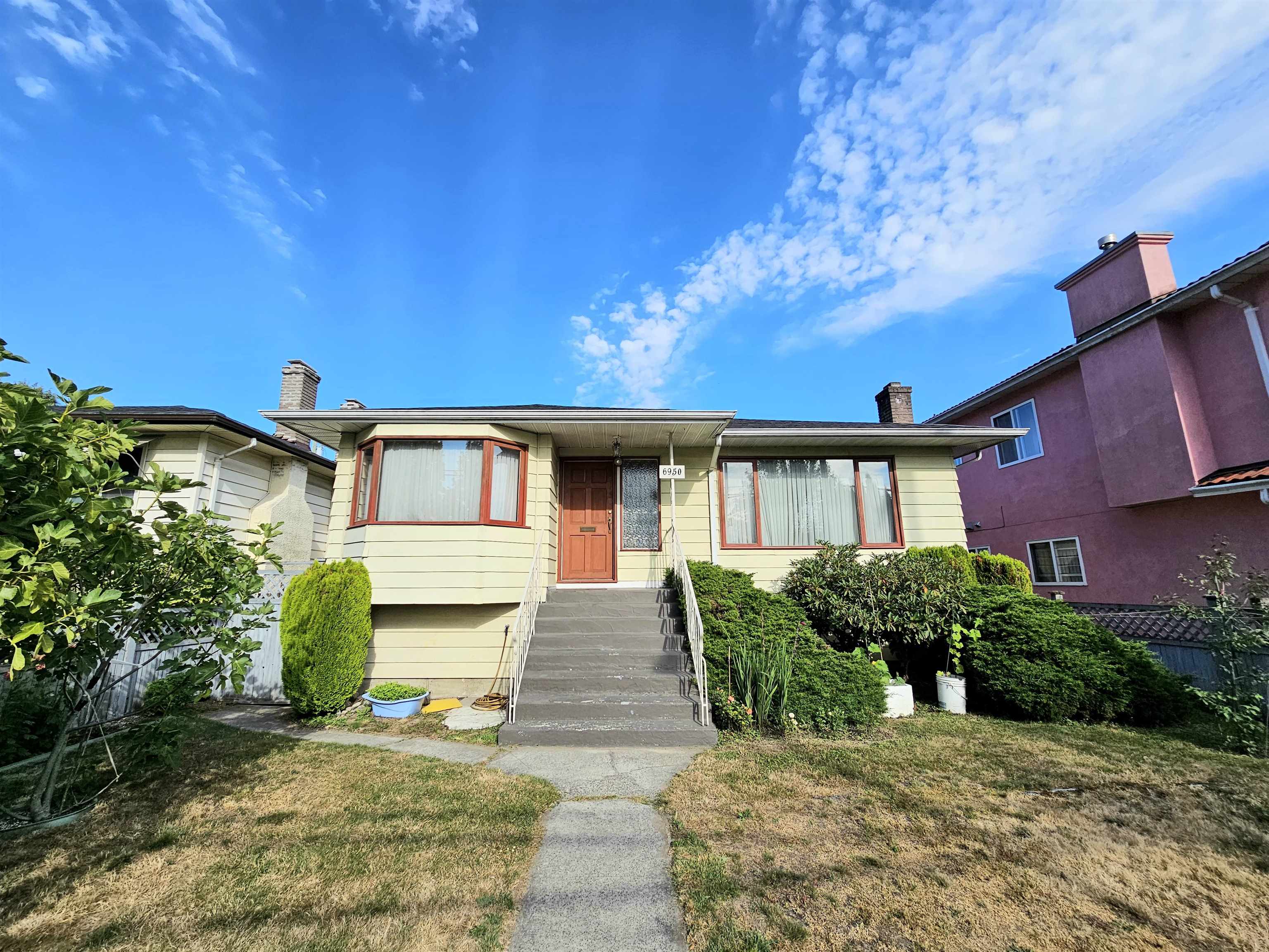 6950 Kerr Street, Vancouver, BC V5S 3E1