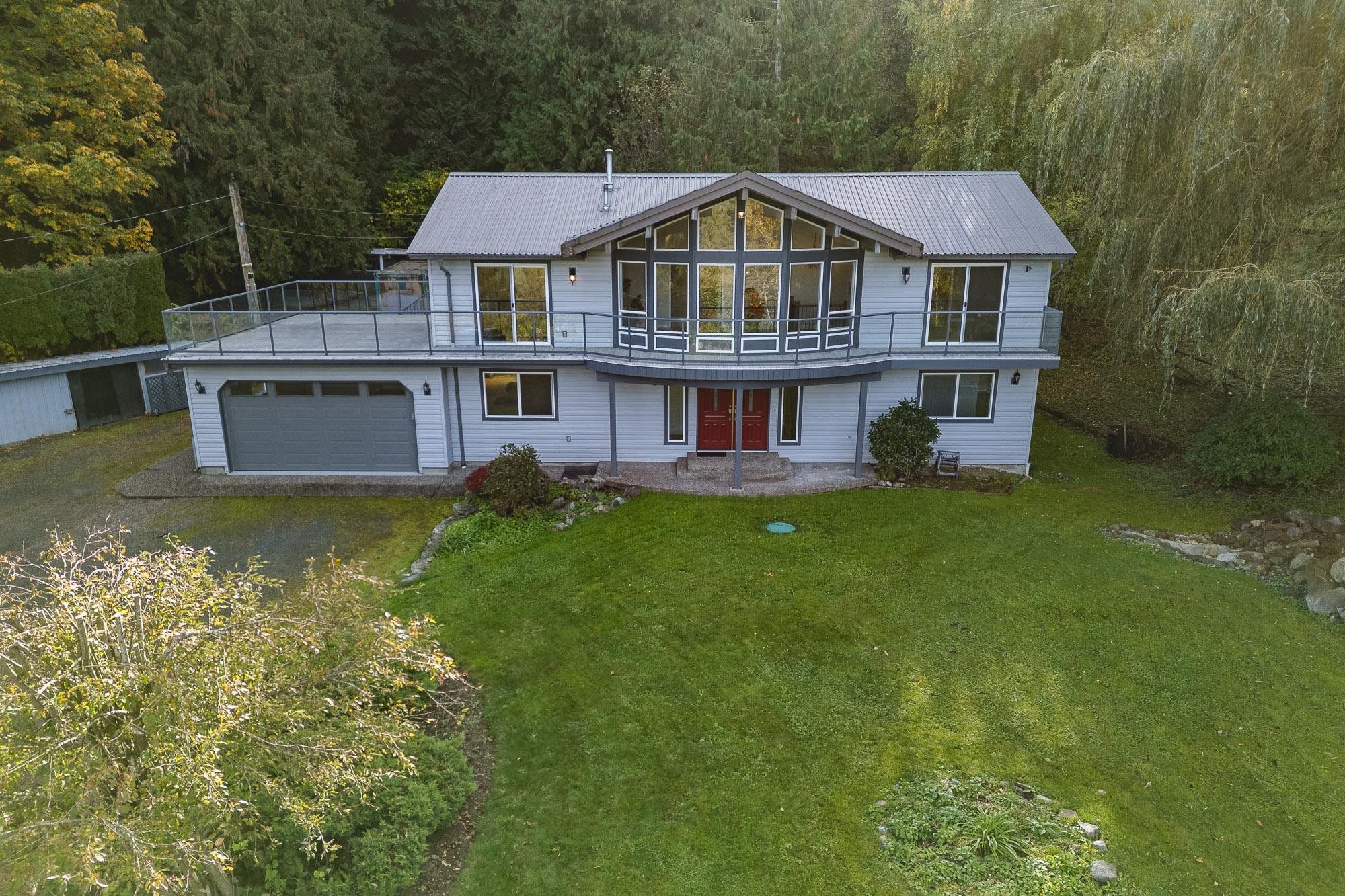 41612 Majuba Hill Rd, Abbotsford, BC V3G 2S9
