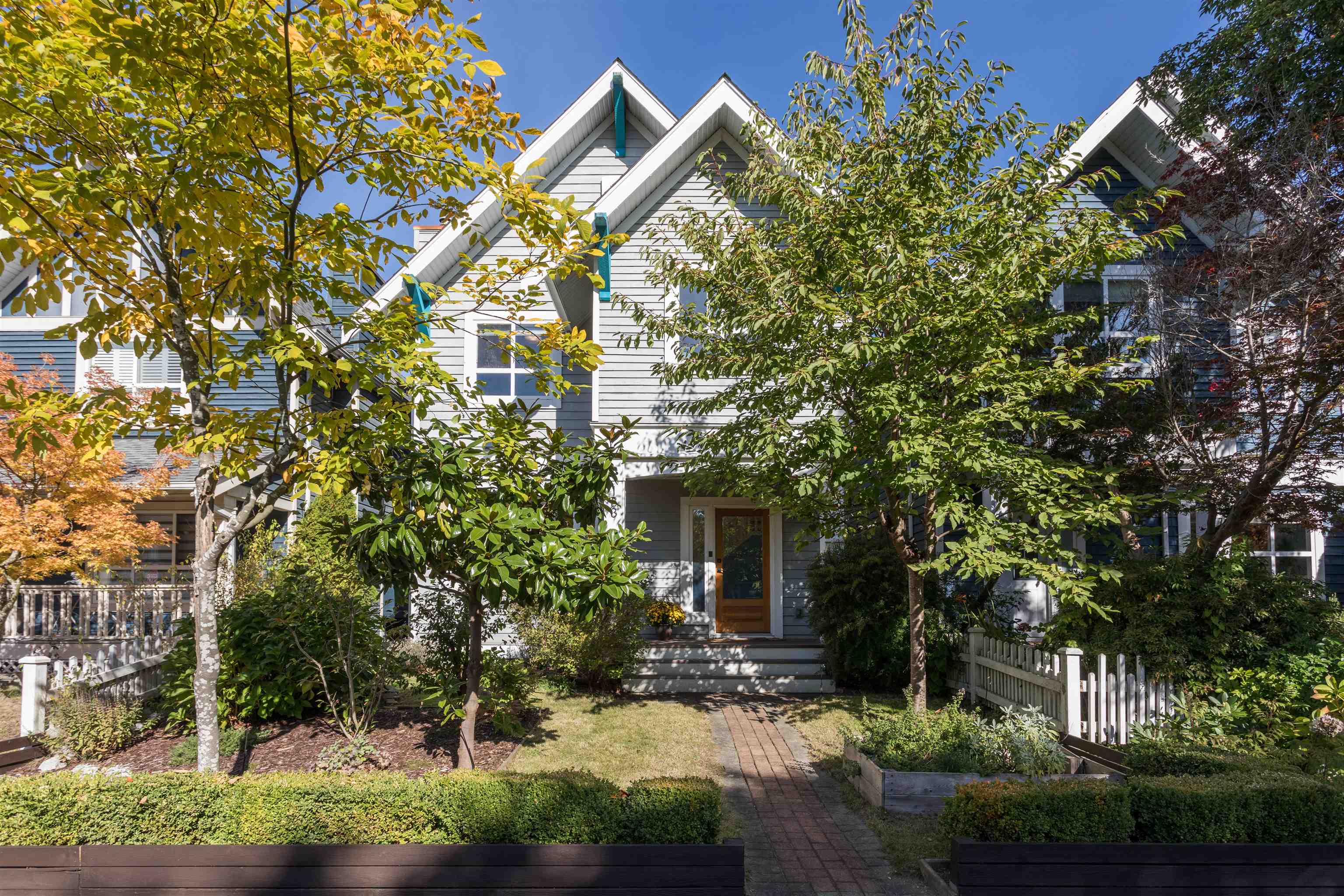 183 Star Crescent, New Westminster, BC V3M 6X6