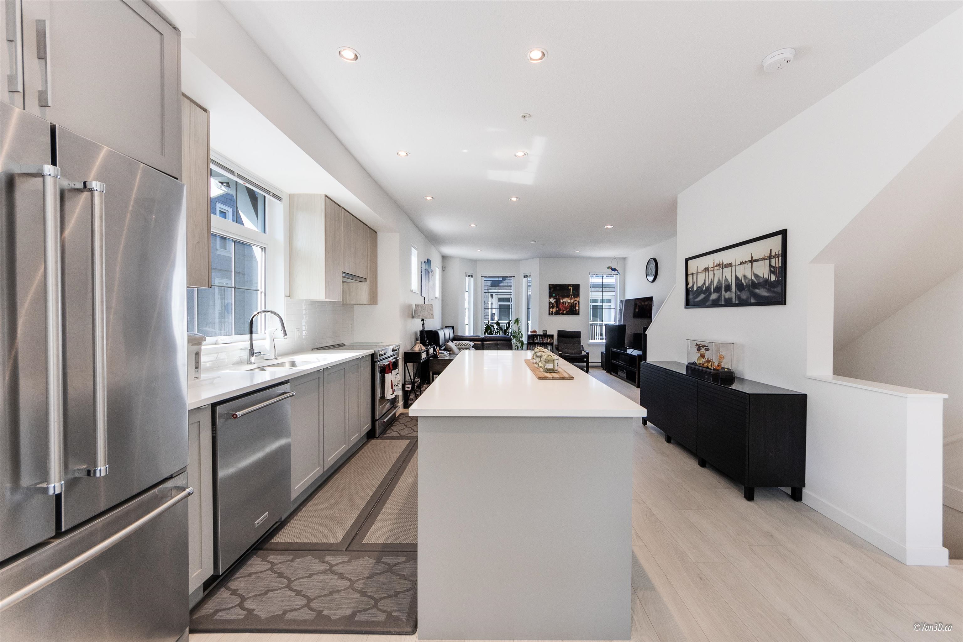 2560 Pitt River Road #8, Port Coquitlam, BC V3C 0G6