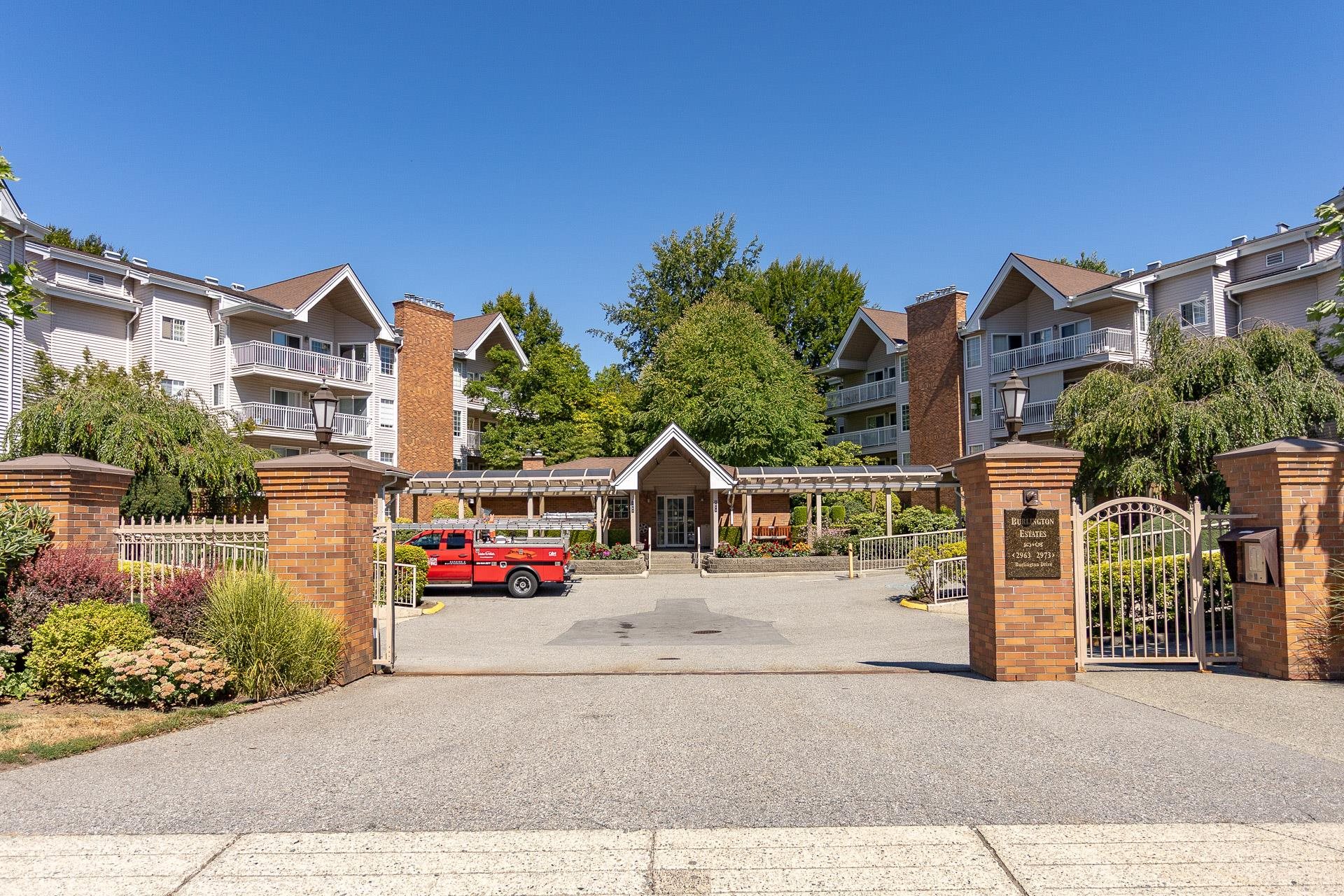 2973 Burlington Drive #403, Coquitlam, BC V3B 6X1