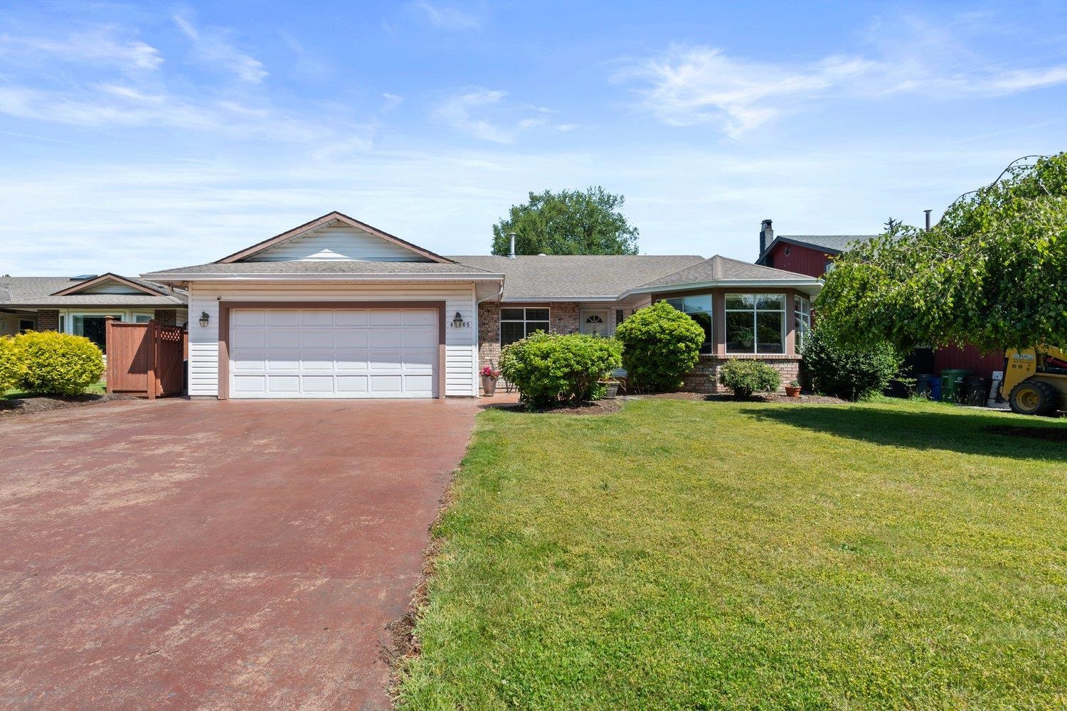 45605 Worthington Place, Chilliwack, BC V2R 1N6