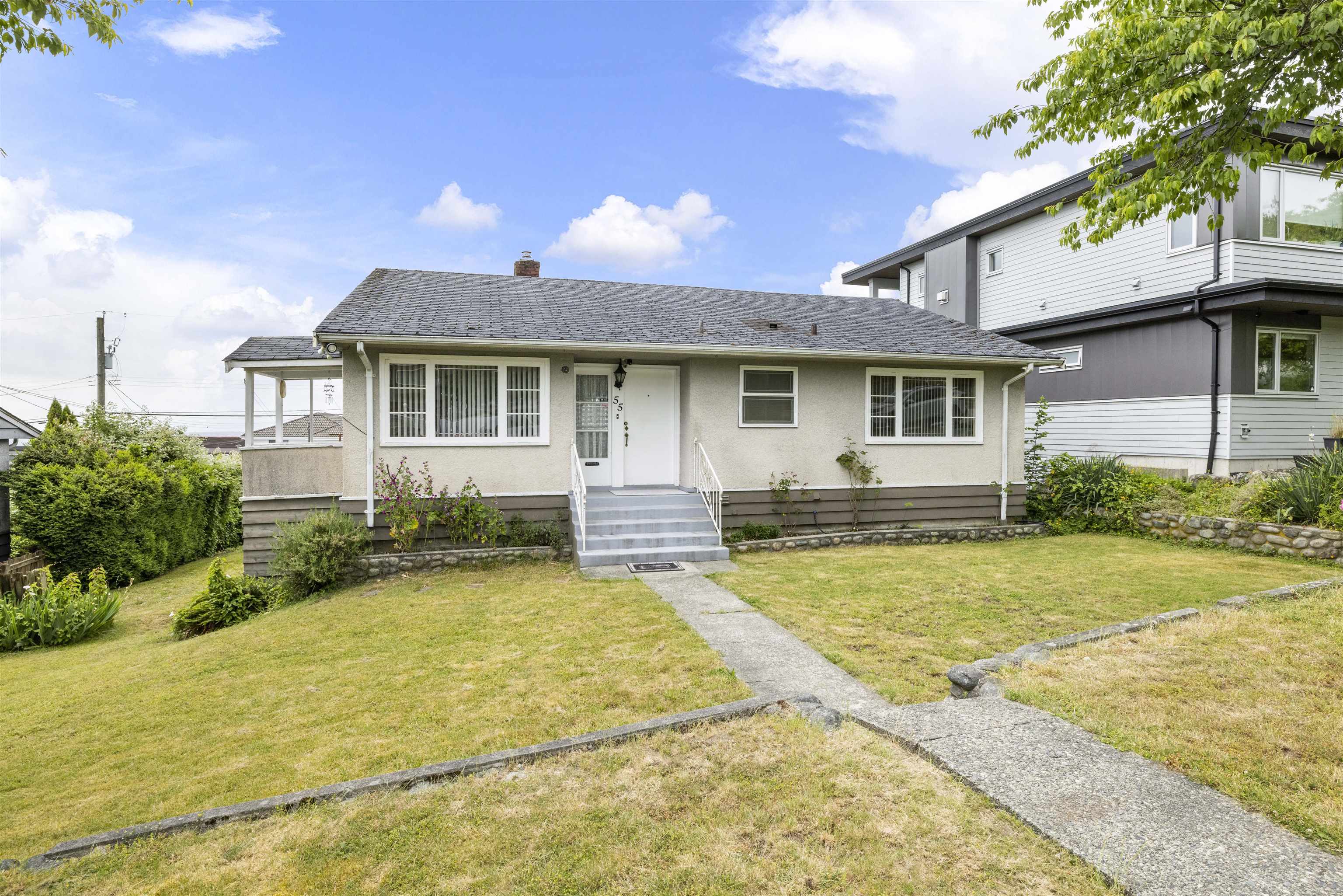 55 North Springer Avenue, Burnaby, BC V5B 1H3