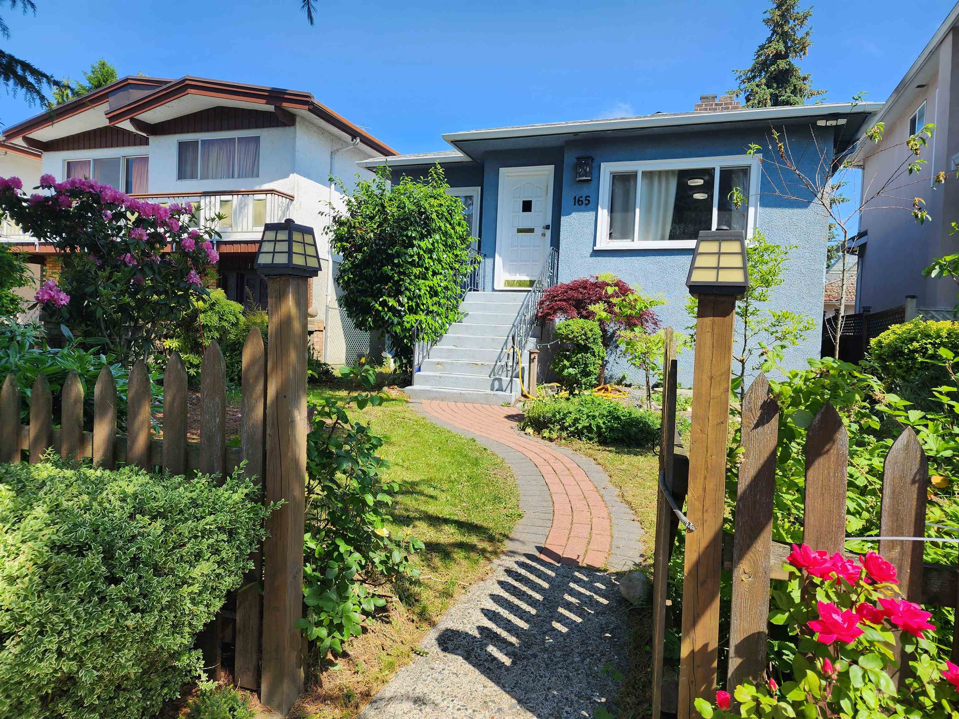 165 East 55th Avenue, Vancouver, BC V5X 1M7