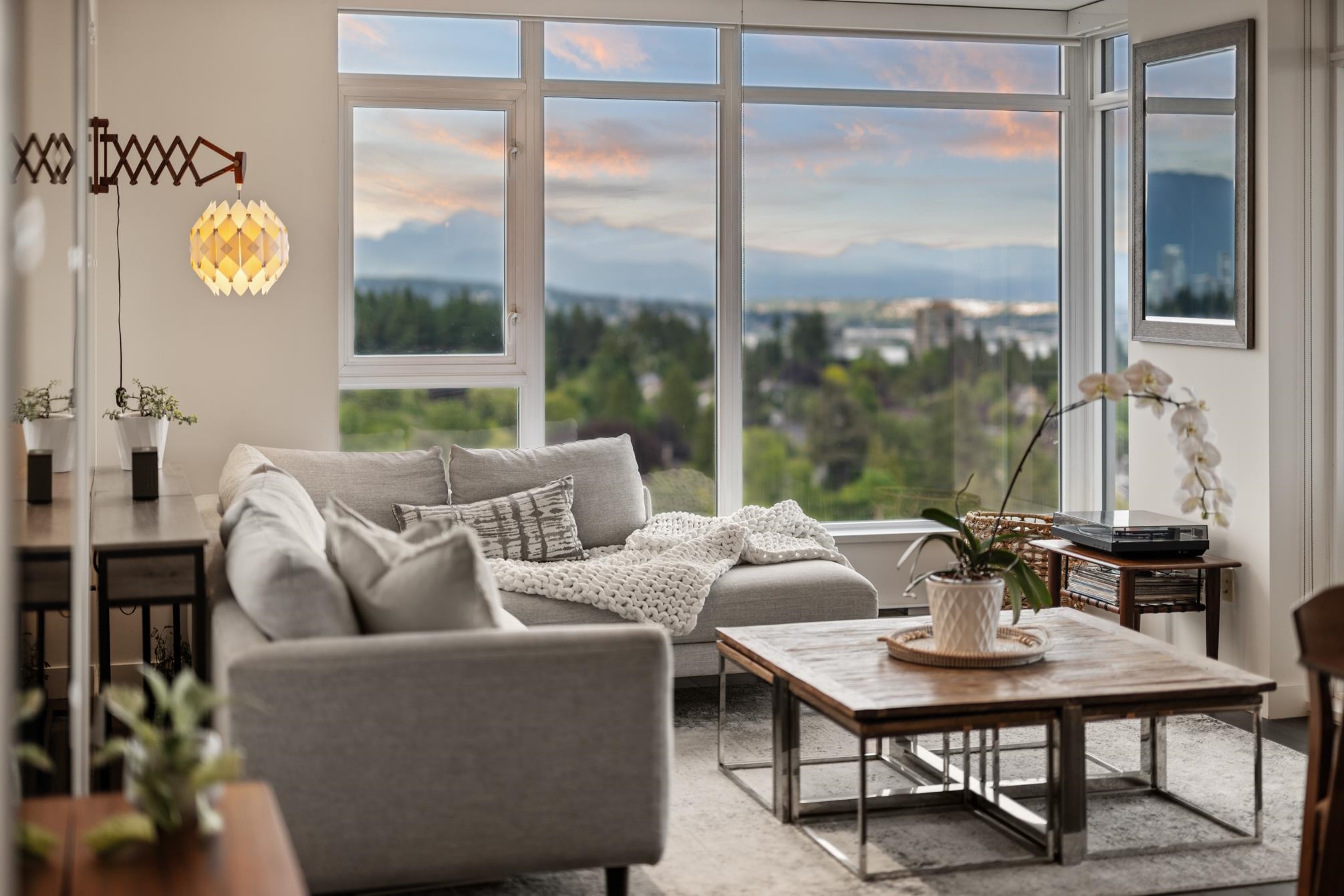 608 Belmont Street #2101, New Westminster, BC V3M 0G8