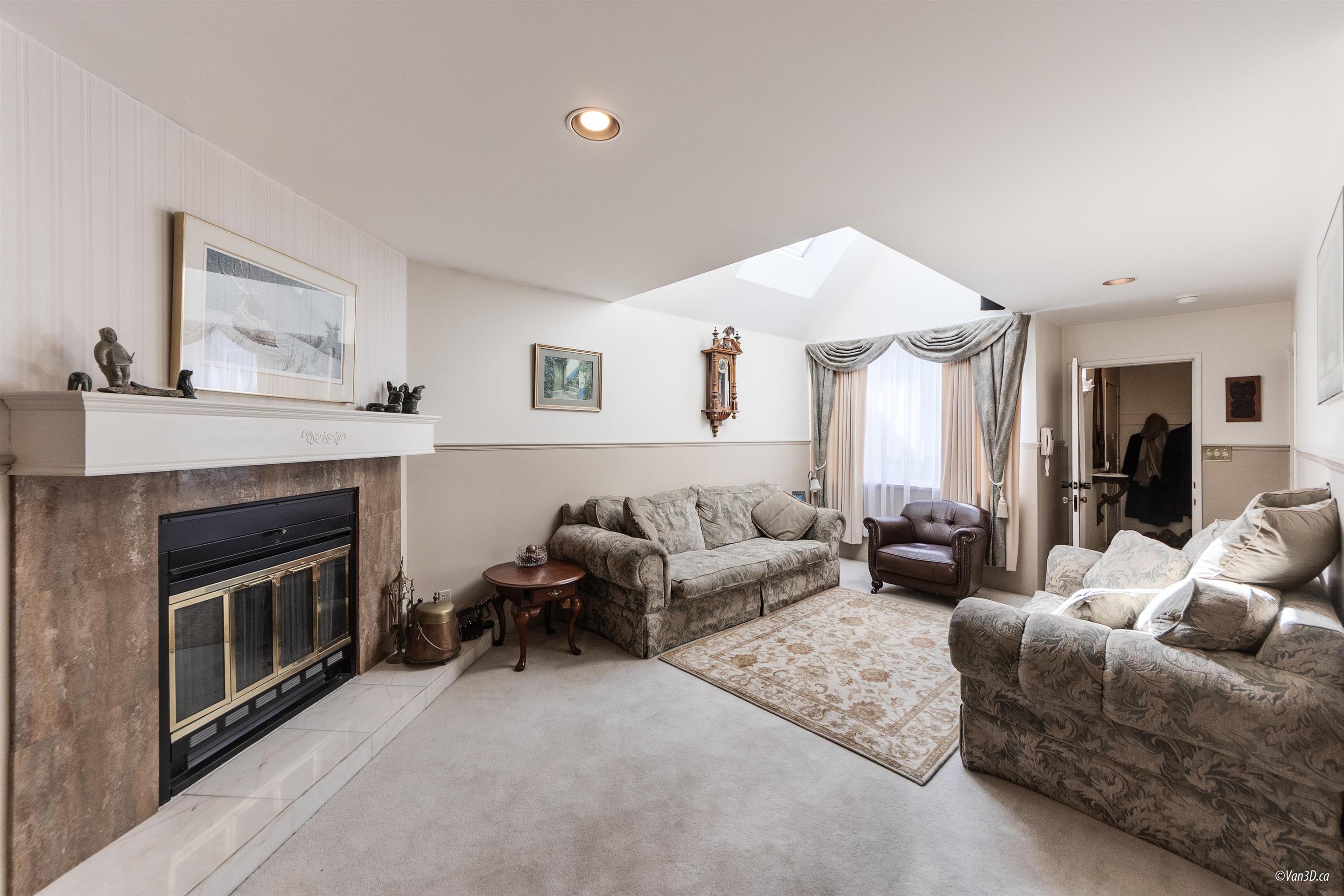 2141 West 47th Avenue, Vancouver, BC V6M 2M6