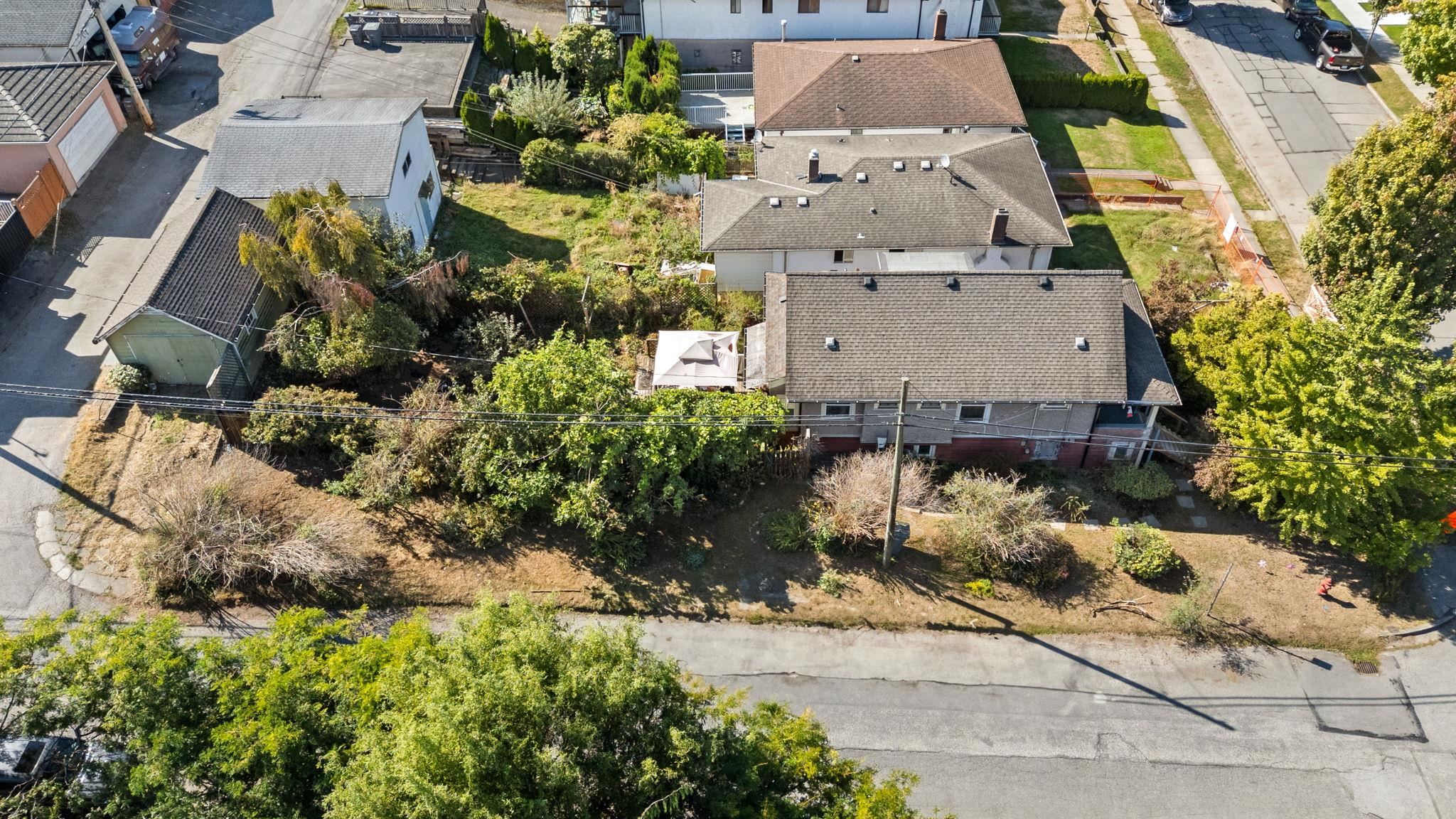 2996 Venables Street, Vancouver, BC V5K 2R9