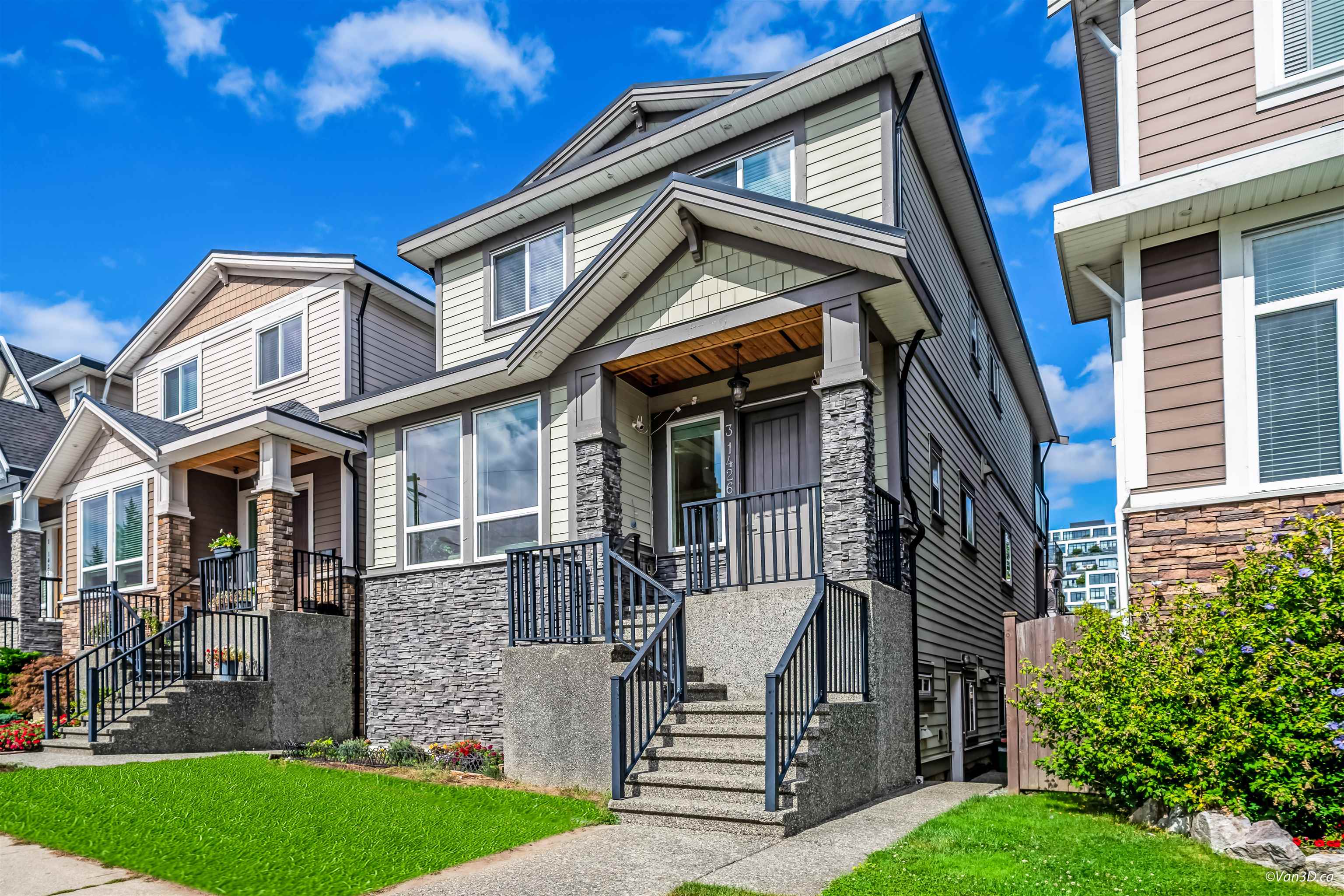 1426 Finlay Street #3, White Rock, BC V4B 4L5