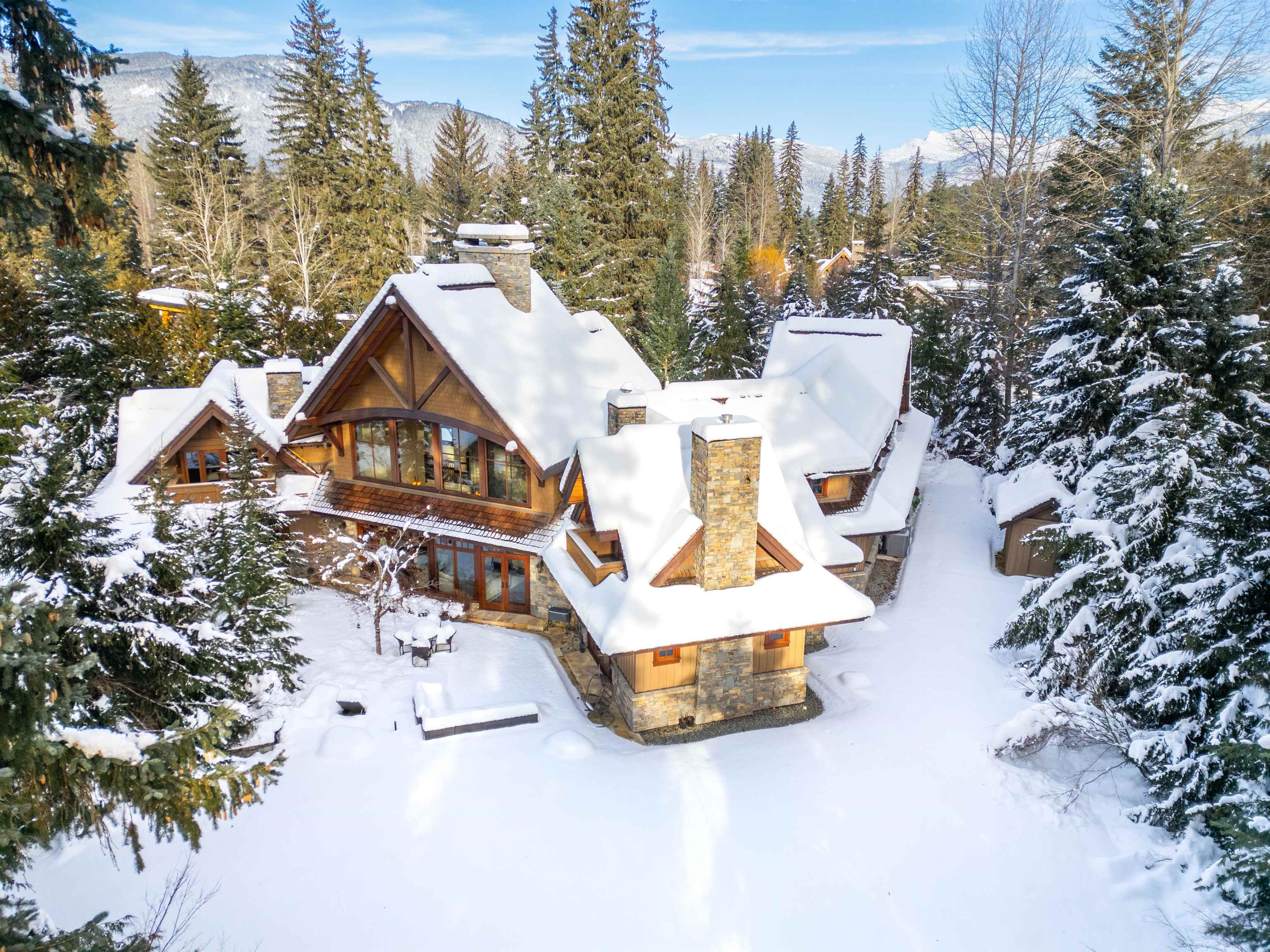 6693 Tapley Place, Whistler, BC V6E 0C5