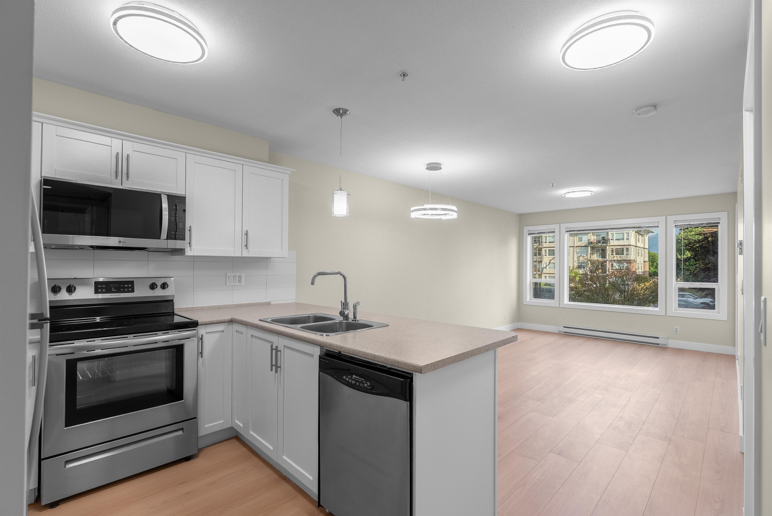 46150 Bole Avenue #202, Chilliwack, BC V2P 0B7