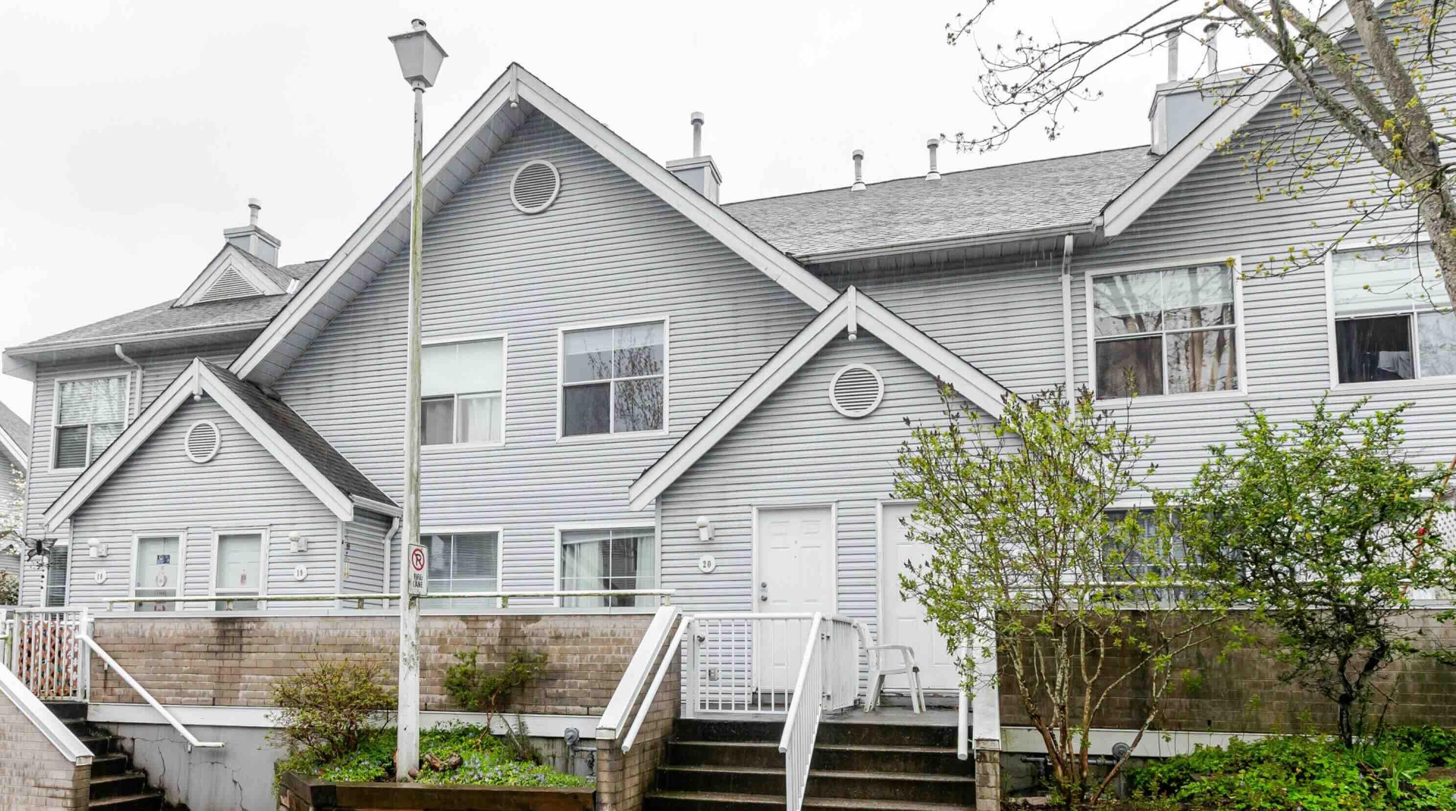 13713 72a Avenue #20, Surrey, BC V3W 1K2