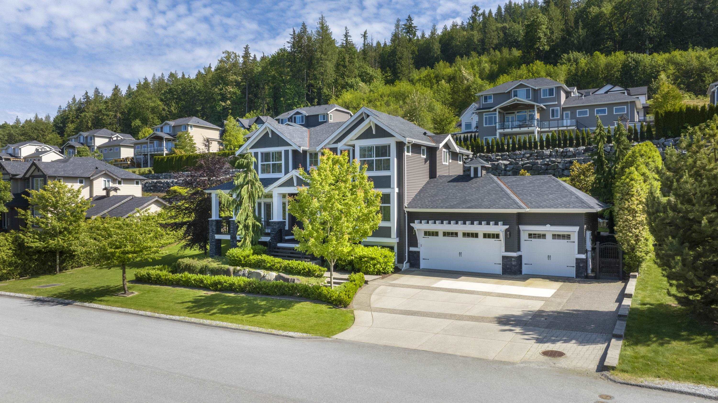 25518 Bosonworth Avenue, Maple Ridge, BC V2W 1G9