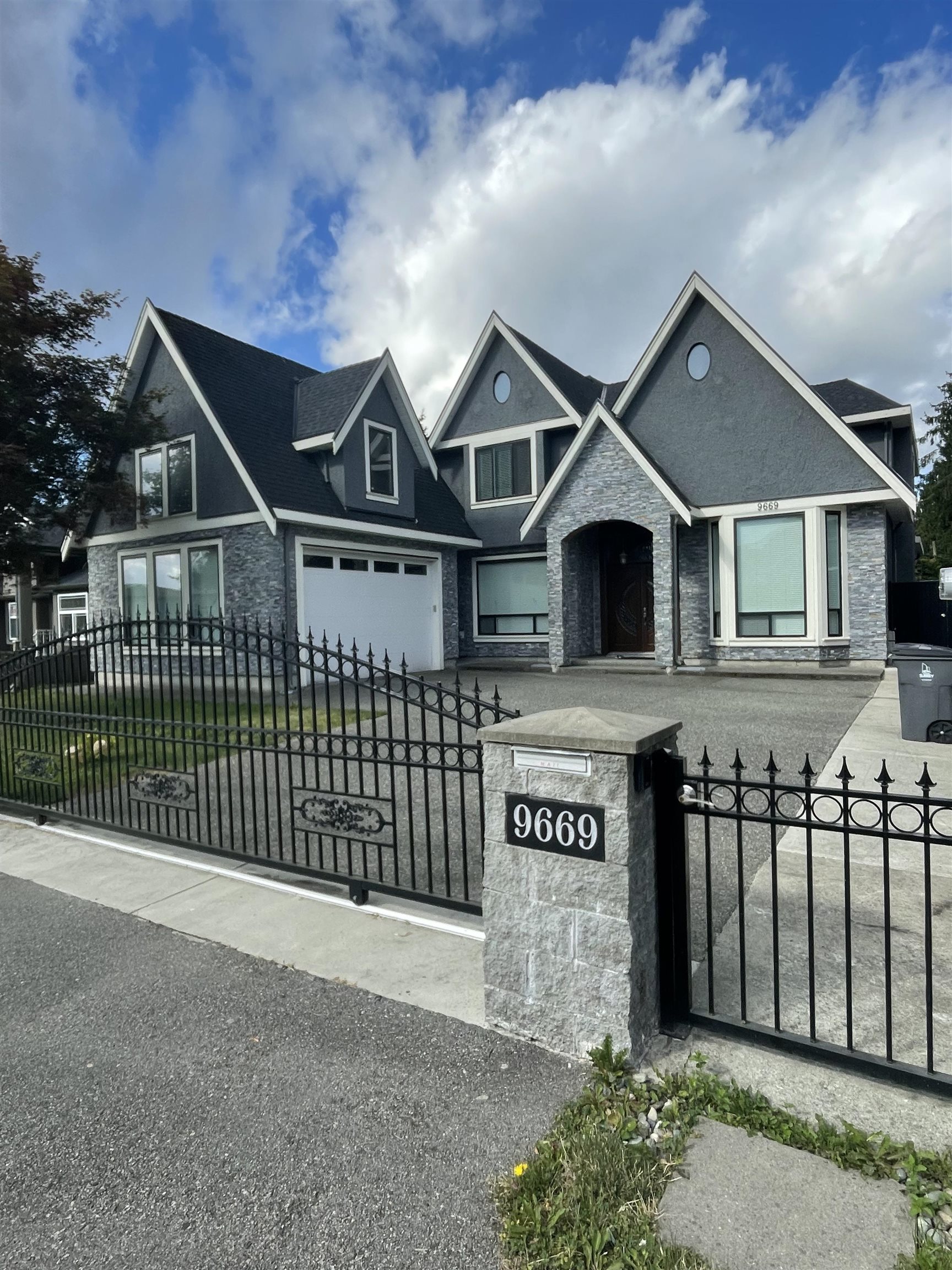 133a Street, Surrey, BC V3T 3Z7