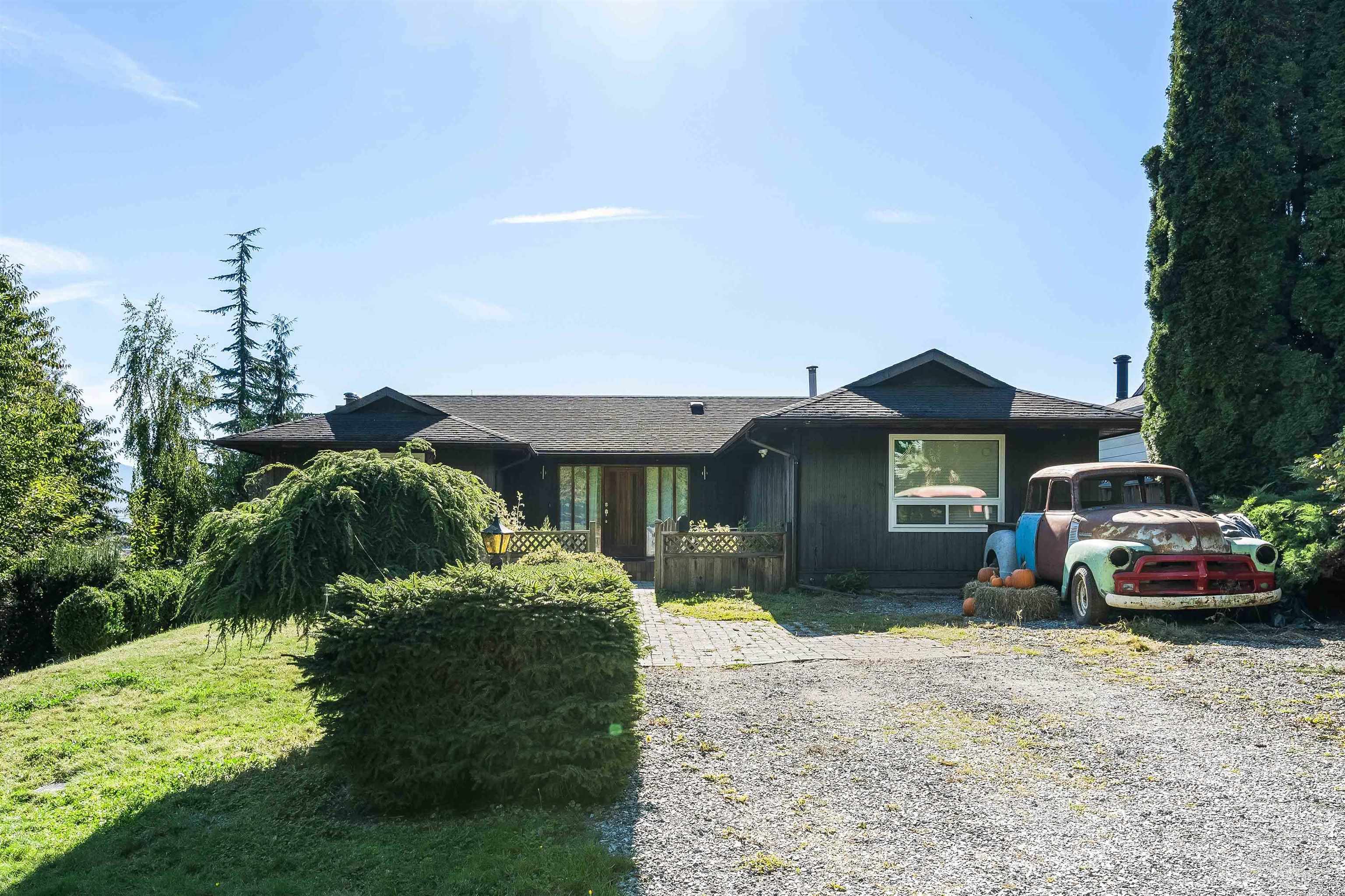 35390 Rockwell Drive, Abbotsford, BC V3G 2C8