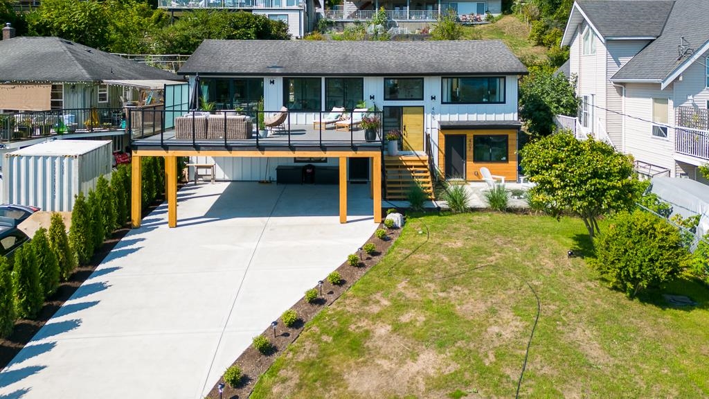 405 South Fletcher Road, Gibsons, BC V0N 1V0