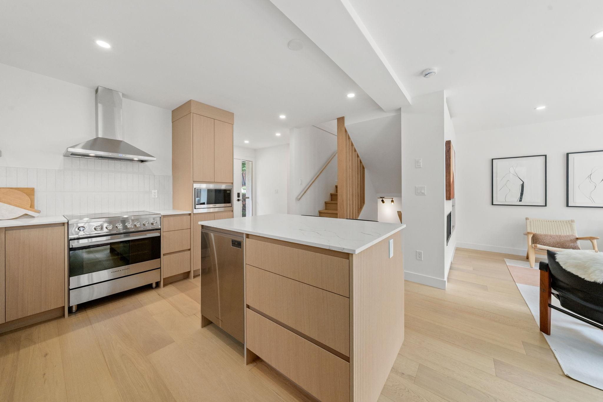 901 West 17th Street #18, North Vancouver, BC V7P 1V8