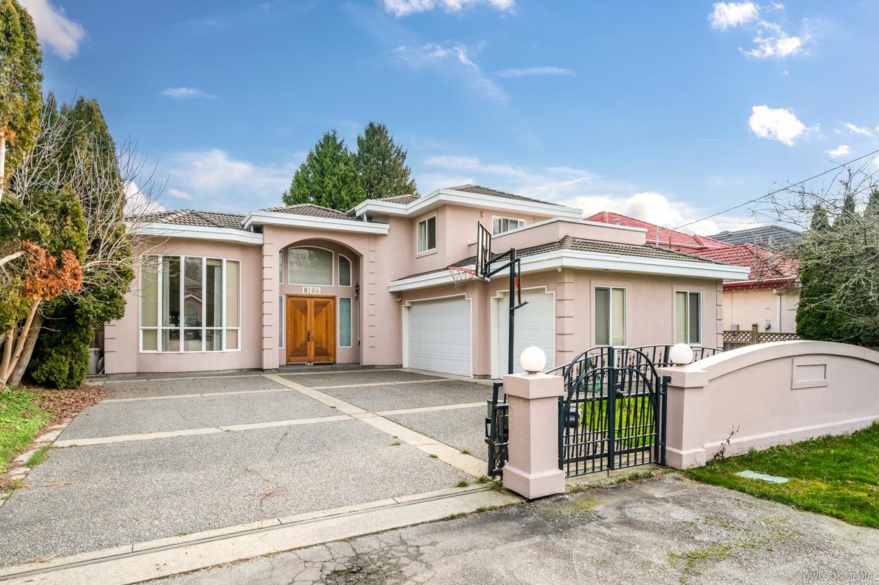 8100 Minler Road, Richmond, BC V7C 3T7