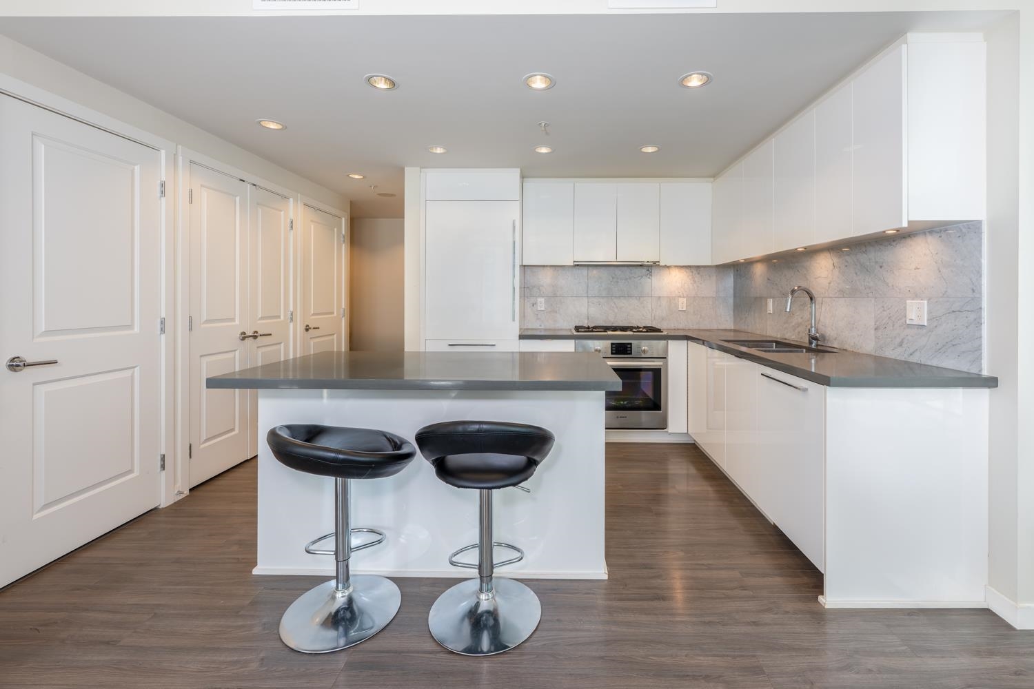 7368 Gollner Avenue #709, Richmond, BC V6Y 0H9