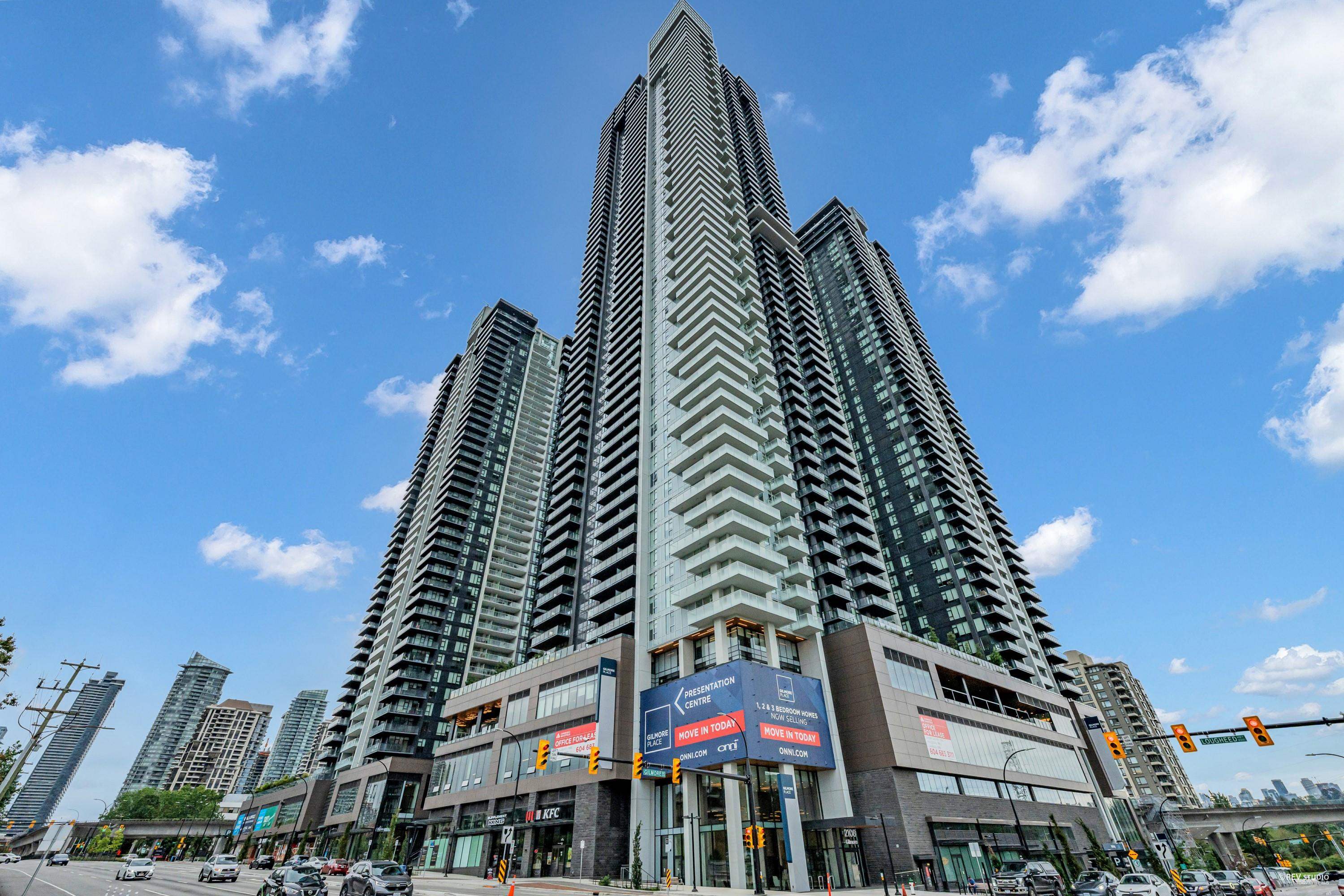 2108 Gilmore Ave #1612, Burnaby, BC V5C 0N8