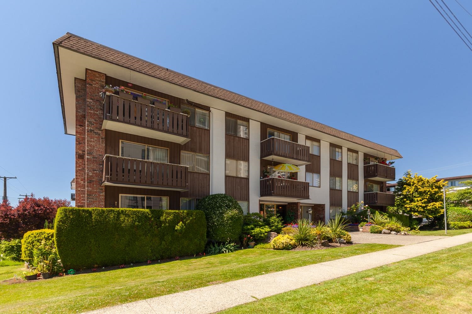 1345 Chesterfield Avenue #116, North Vancouver, BC V7M 2N1