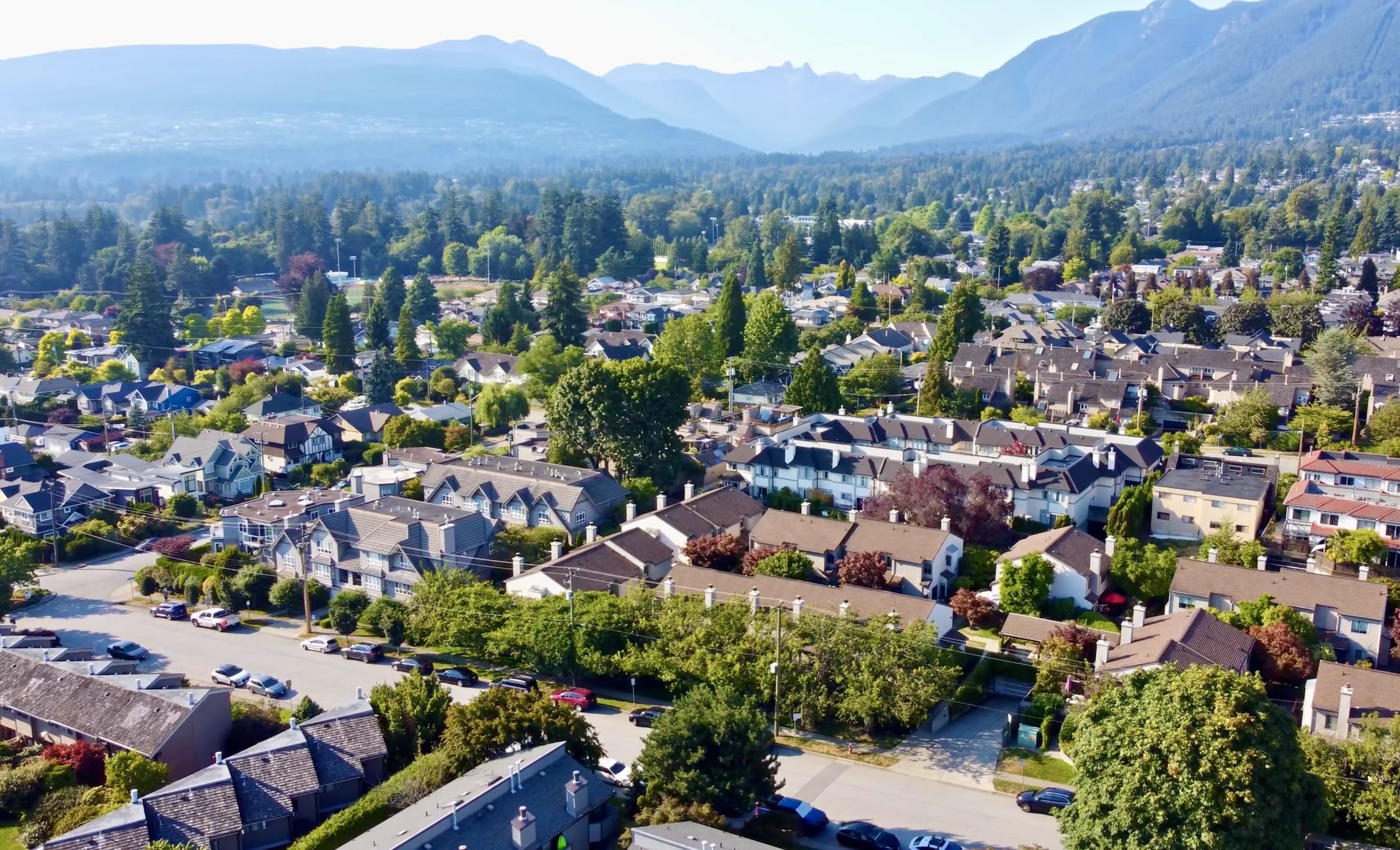 230 W 14th Street, North Vancouver, BC V7M 1P3