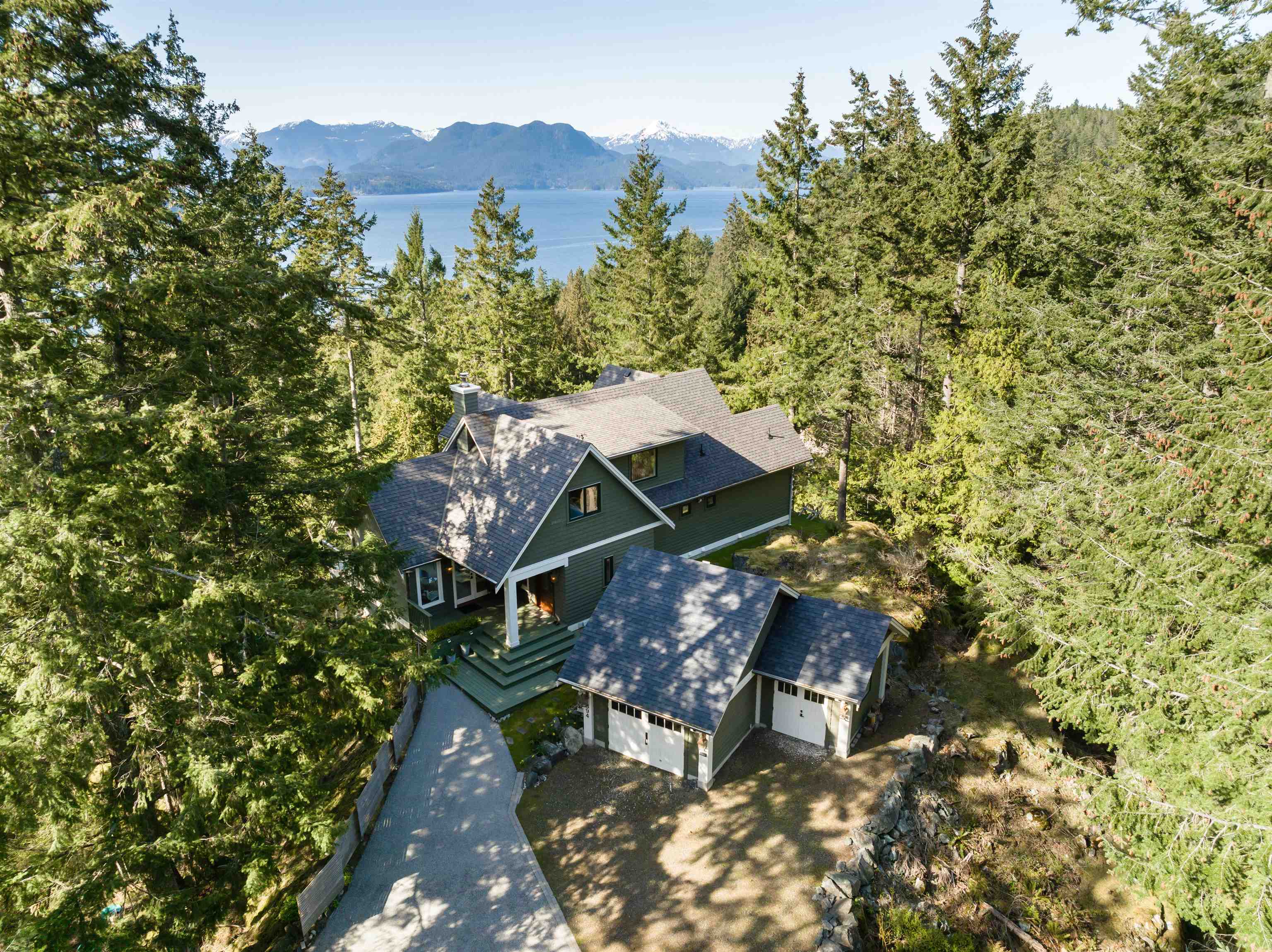 894 Schooner Lane, Bowen Island, BC V0N 1G2