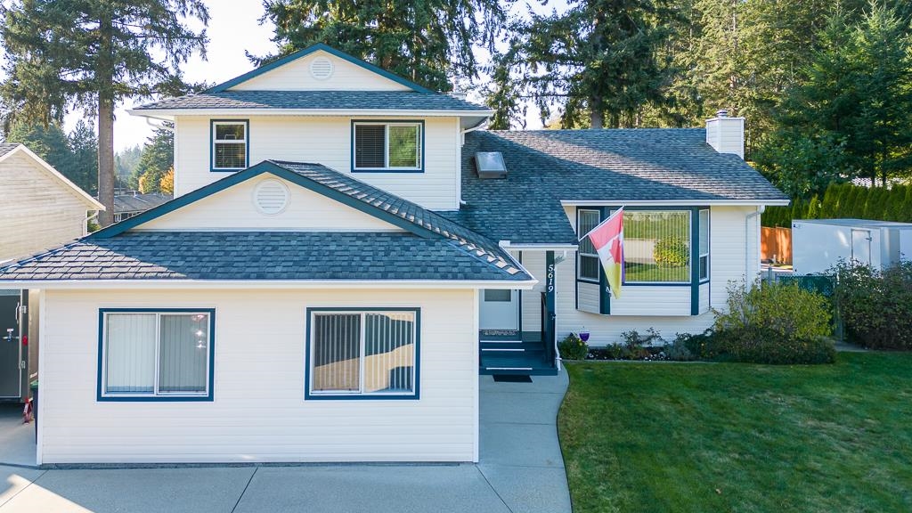 5619 Curtis Place, Sechelt, BC V7Z 0R9