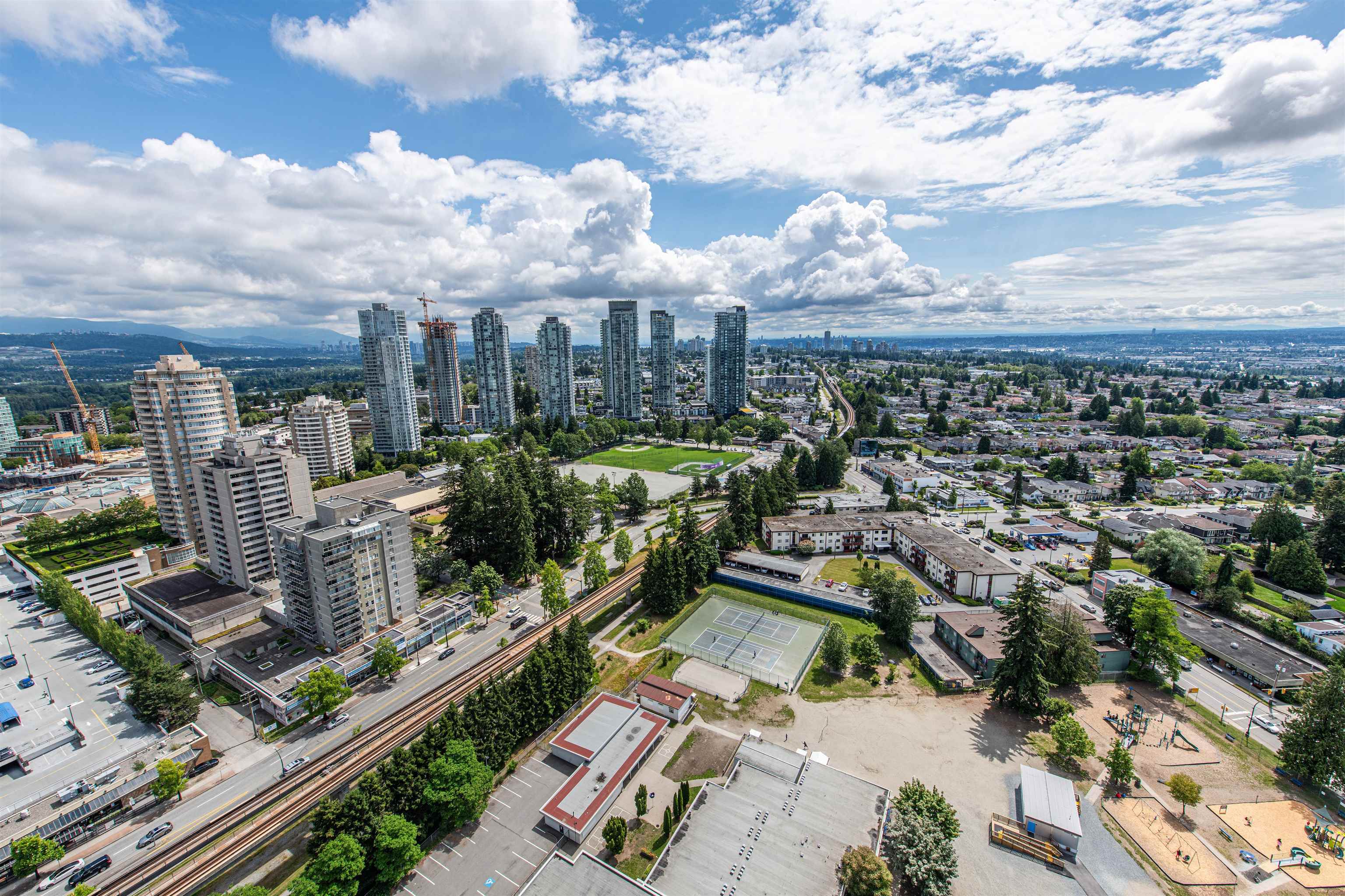 6658 Dow Avenue #3701, Burnaby, BC V5H 0C7