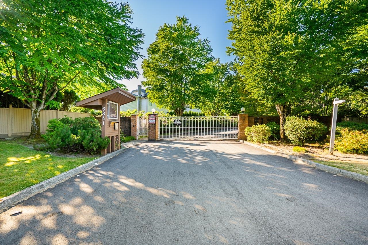 6841 138 Street #121, Surrey, BC V3W 0A7