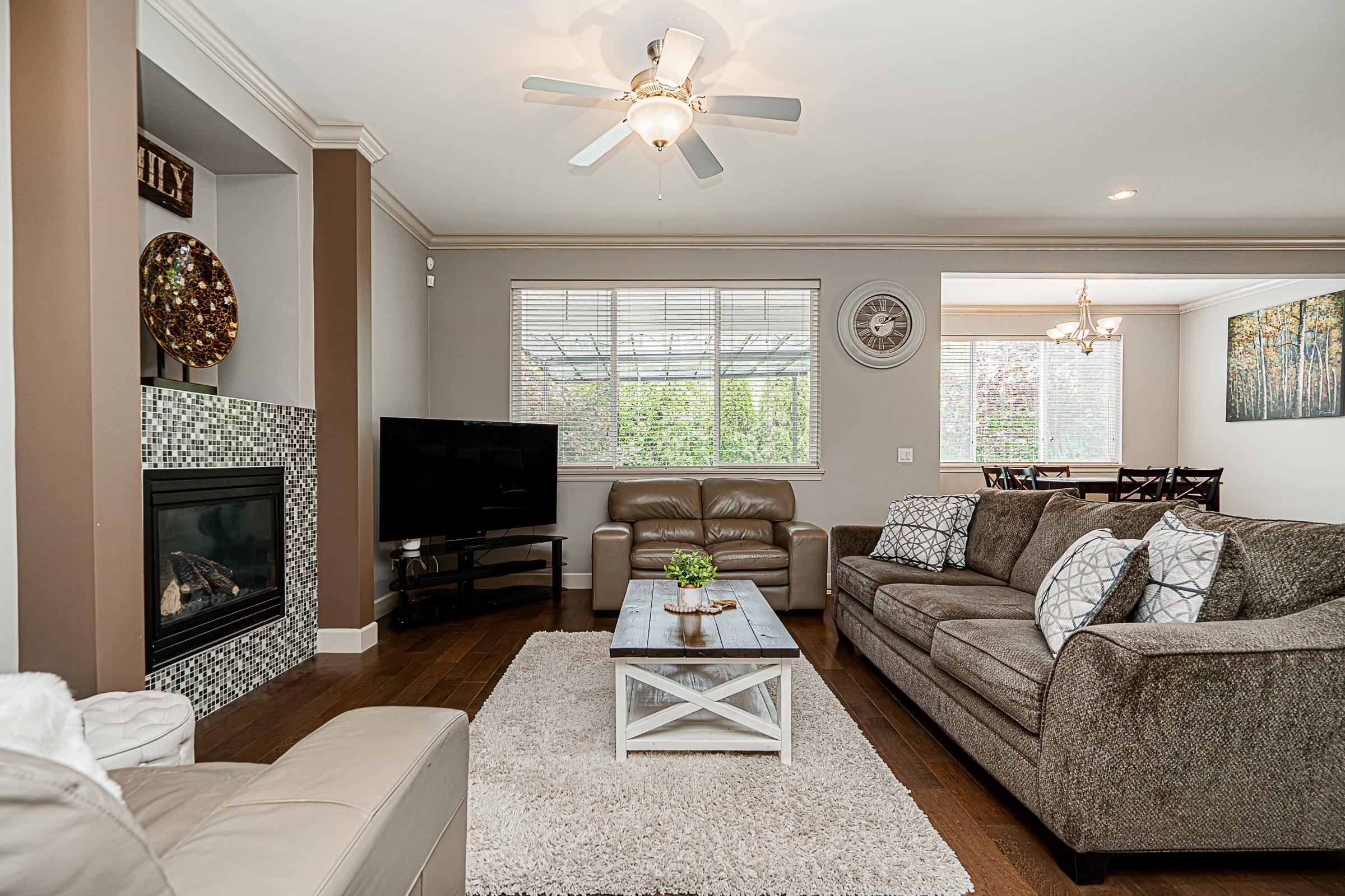3387 Gislason Avenue, Coquitlam, BC V3E 0C5