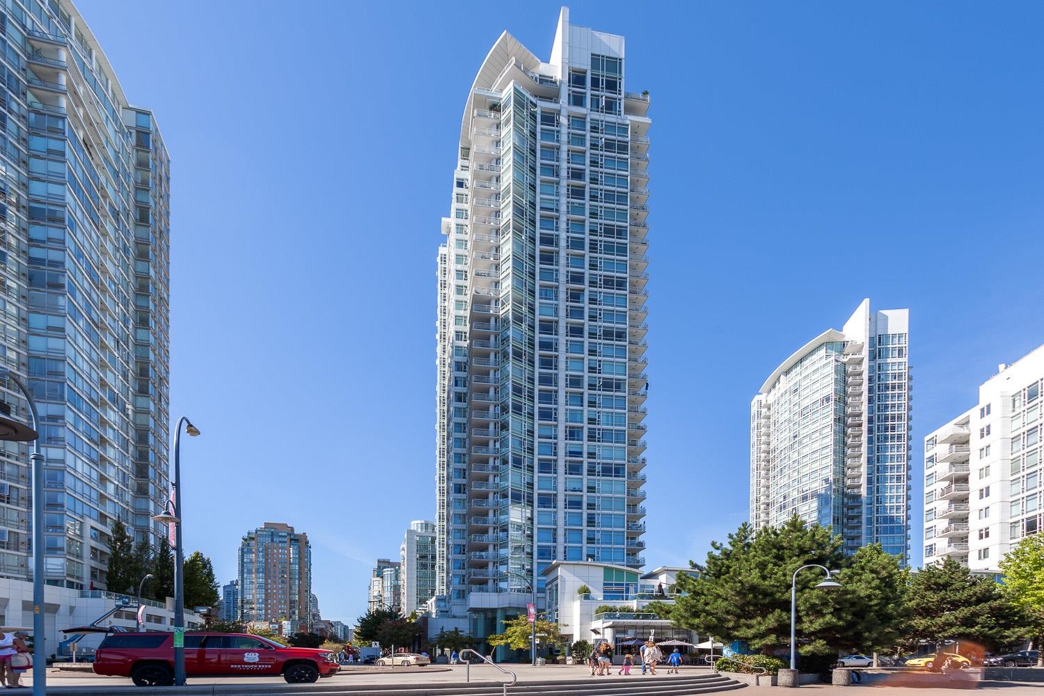 1199 Marinaside Crescent #1907, Vancouver, BC V6Z 2Y2