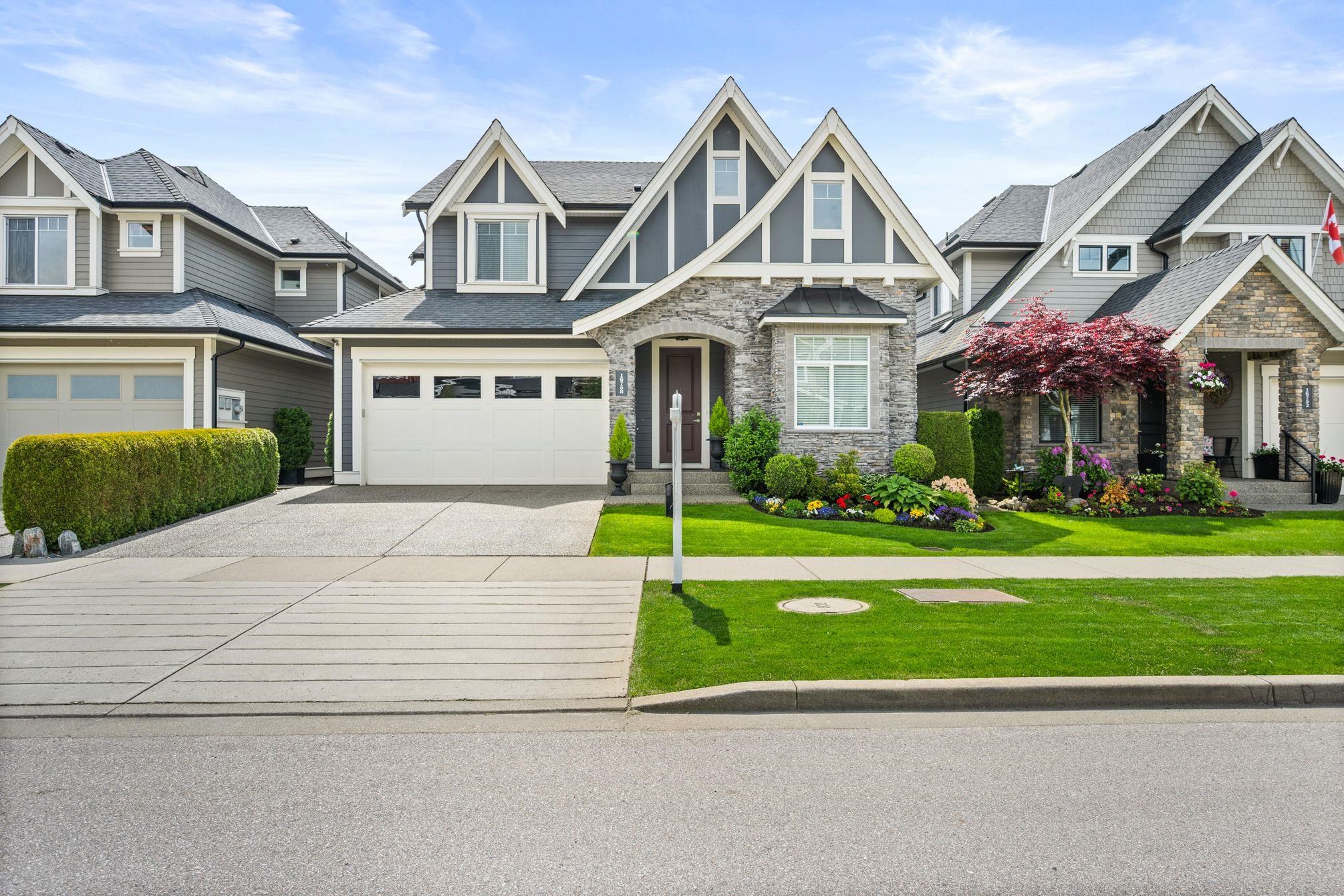 22a Avenue, Surrey, BC V3Z 0M7