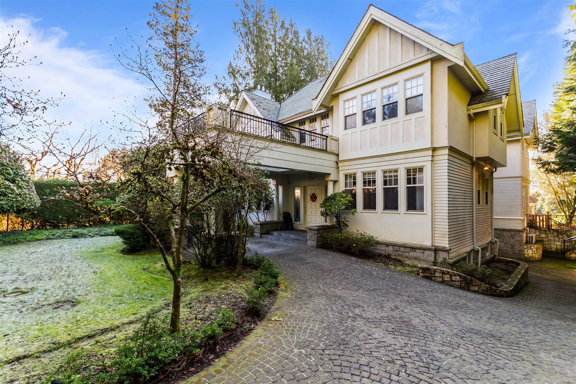 1288 Laurier Avenue, Vancouver, BC V6H 1Y6