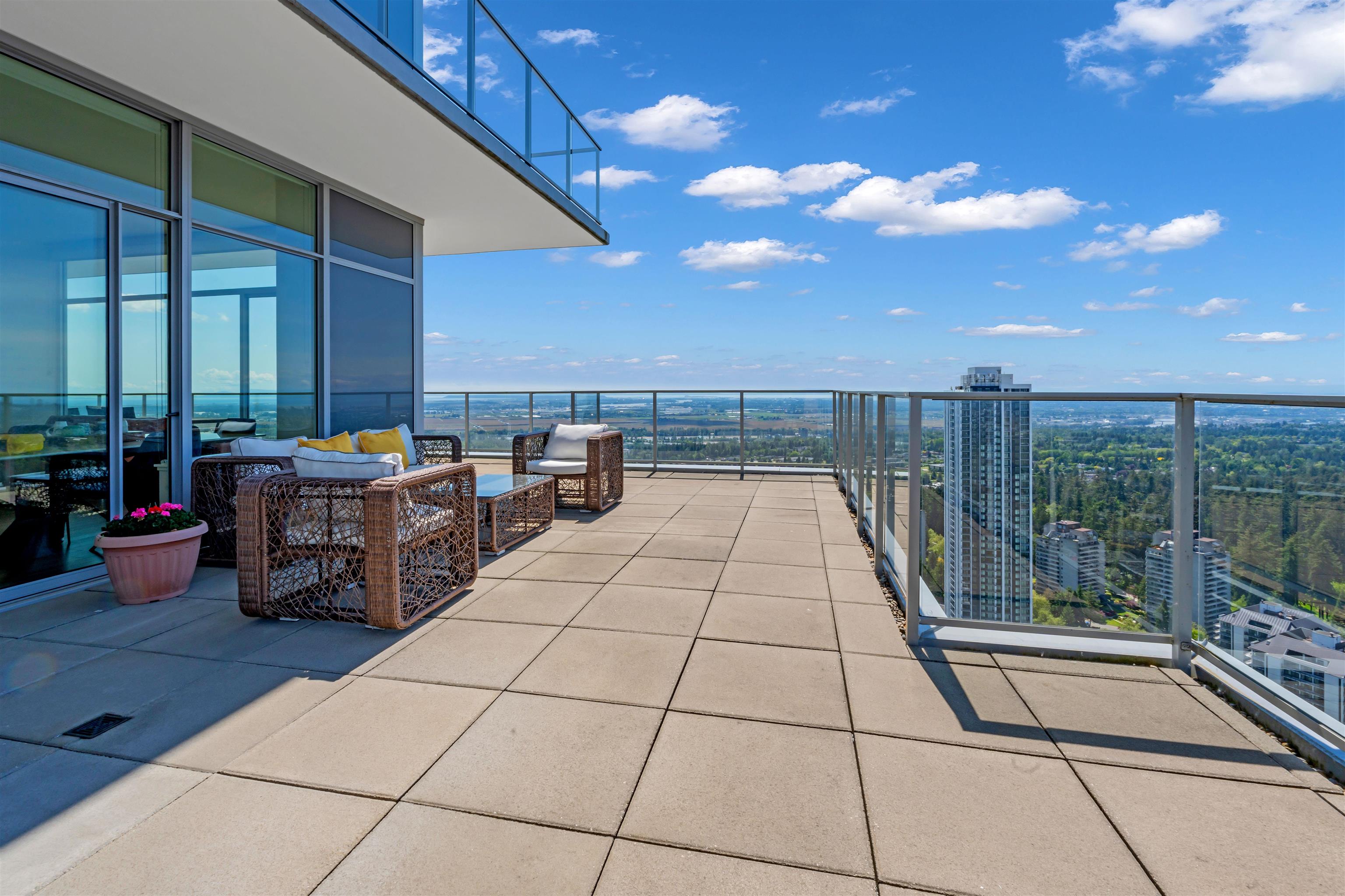 6383 Mckay Avenue #4003, Burnaby, BC V5H 0H8