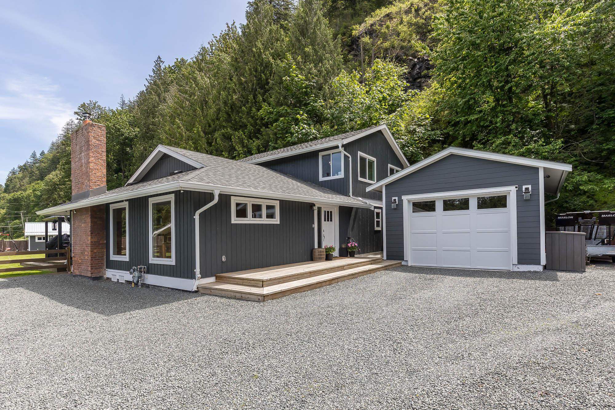 44550 Vedder Mountain Rd, Chilliwack, BC V2R 4C5
